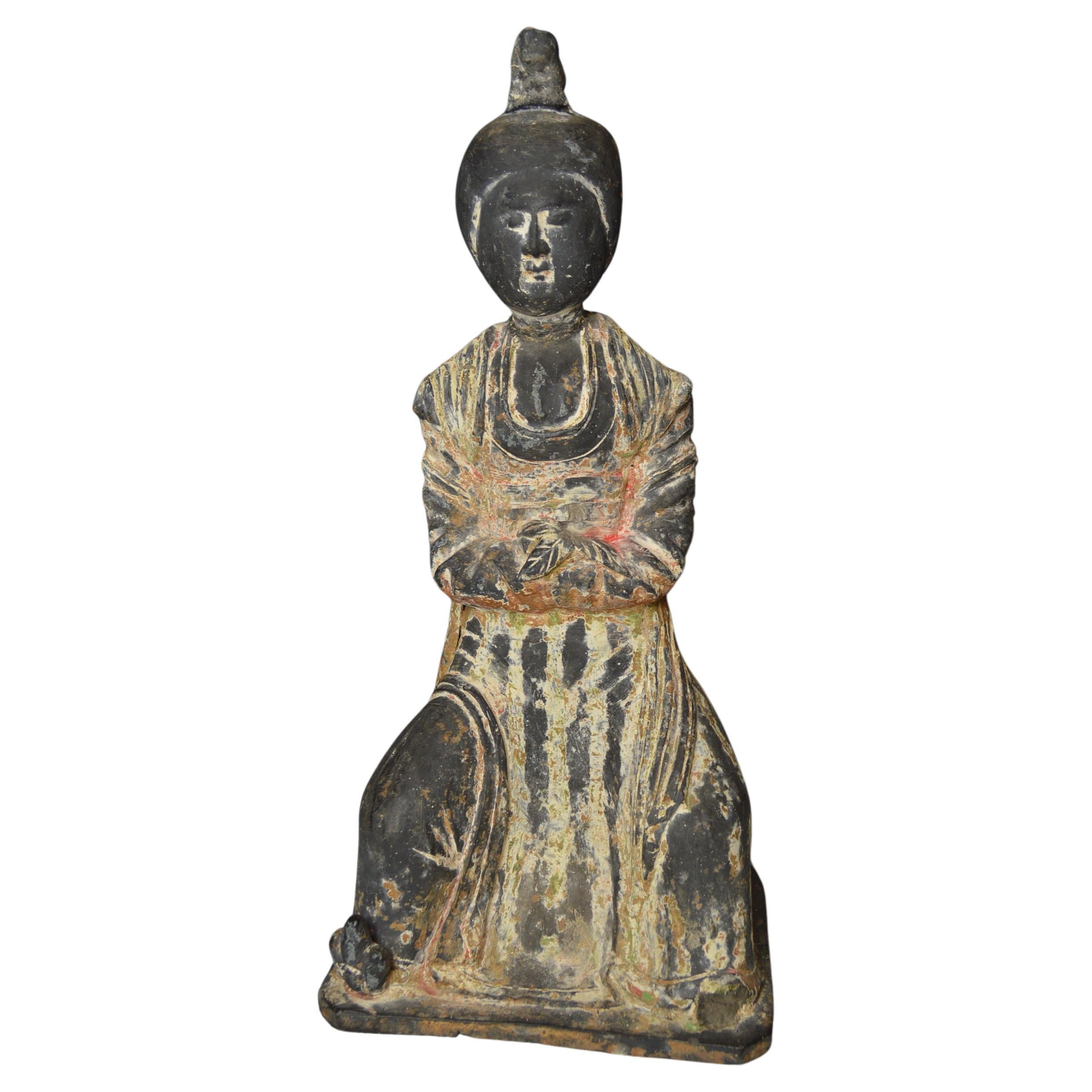 Chinesische Antike Tang Dynasty Töpferei Figur Asiatische Antiquitäten im Angebot