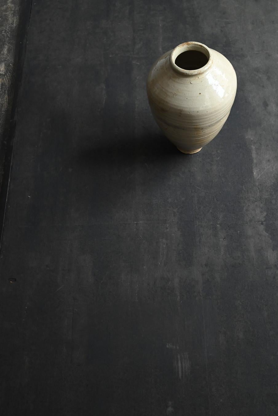 Vaso antico cinese in ceramica bianca del 17° secolo/vaso scavato/ in vendita 11