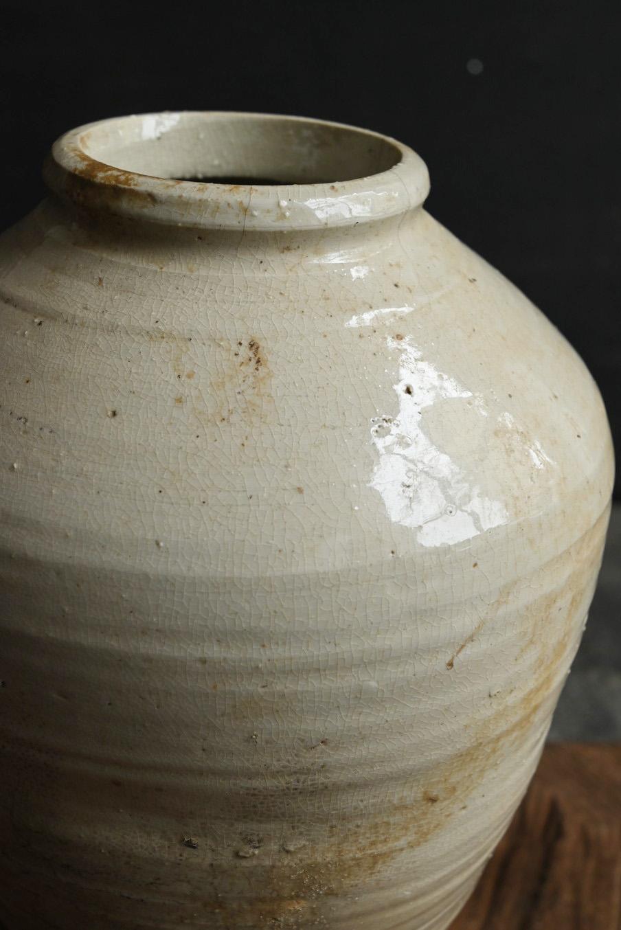 Terracotta Vaso antico cinese in ceramica bianca del 17° secolo/vaso scavato/ in vendita