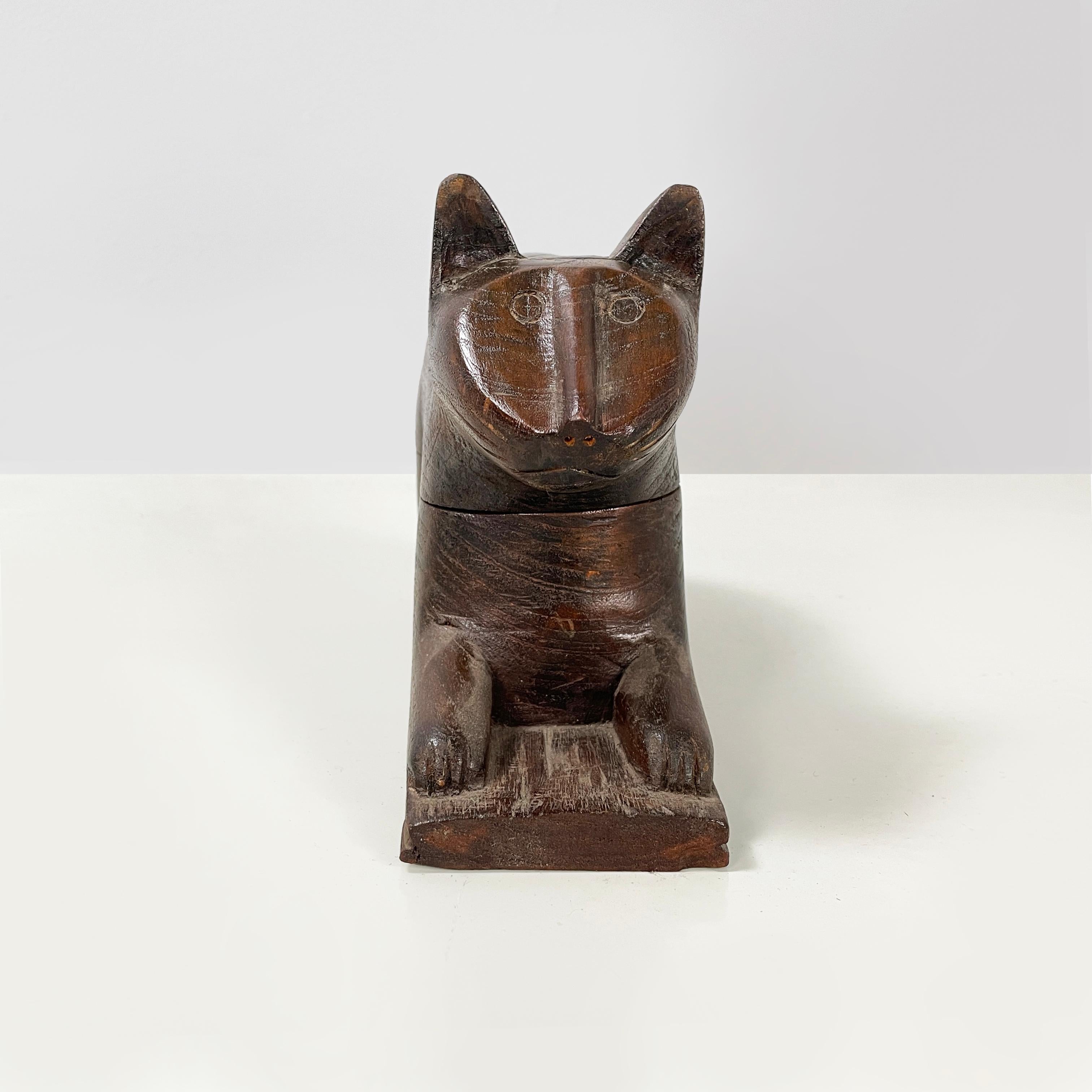 Chinesische antike hölzerne Katzen-Schmuckschatulle oder Objekthalter, 1920er Jahre (Chinese) im Angebot