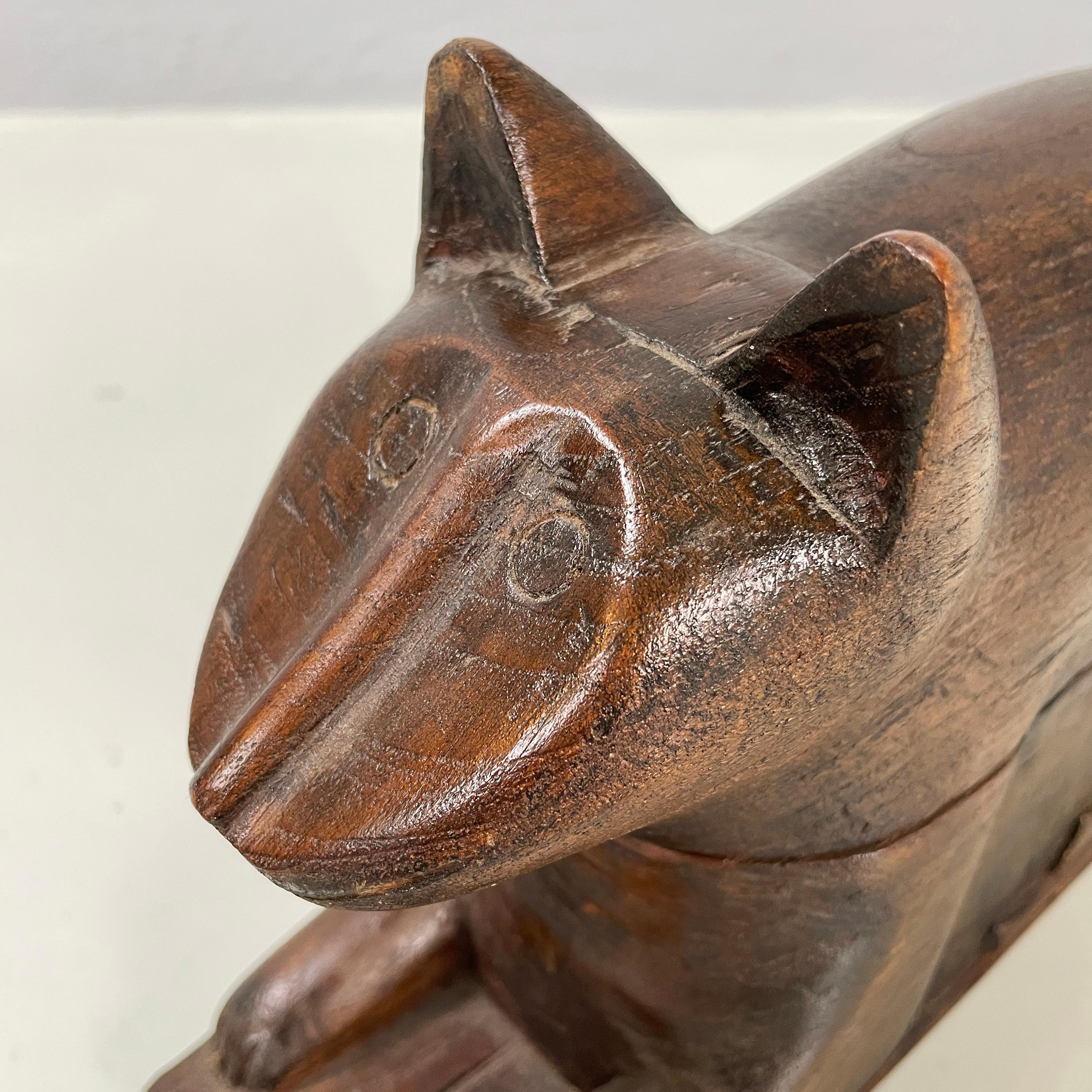 Chinese antique Wooden cat jewelry box or object holder, 1920s 4