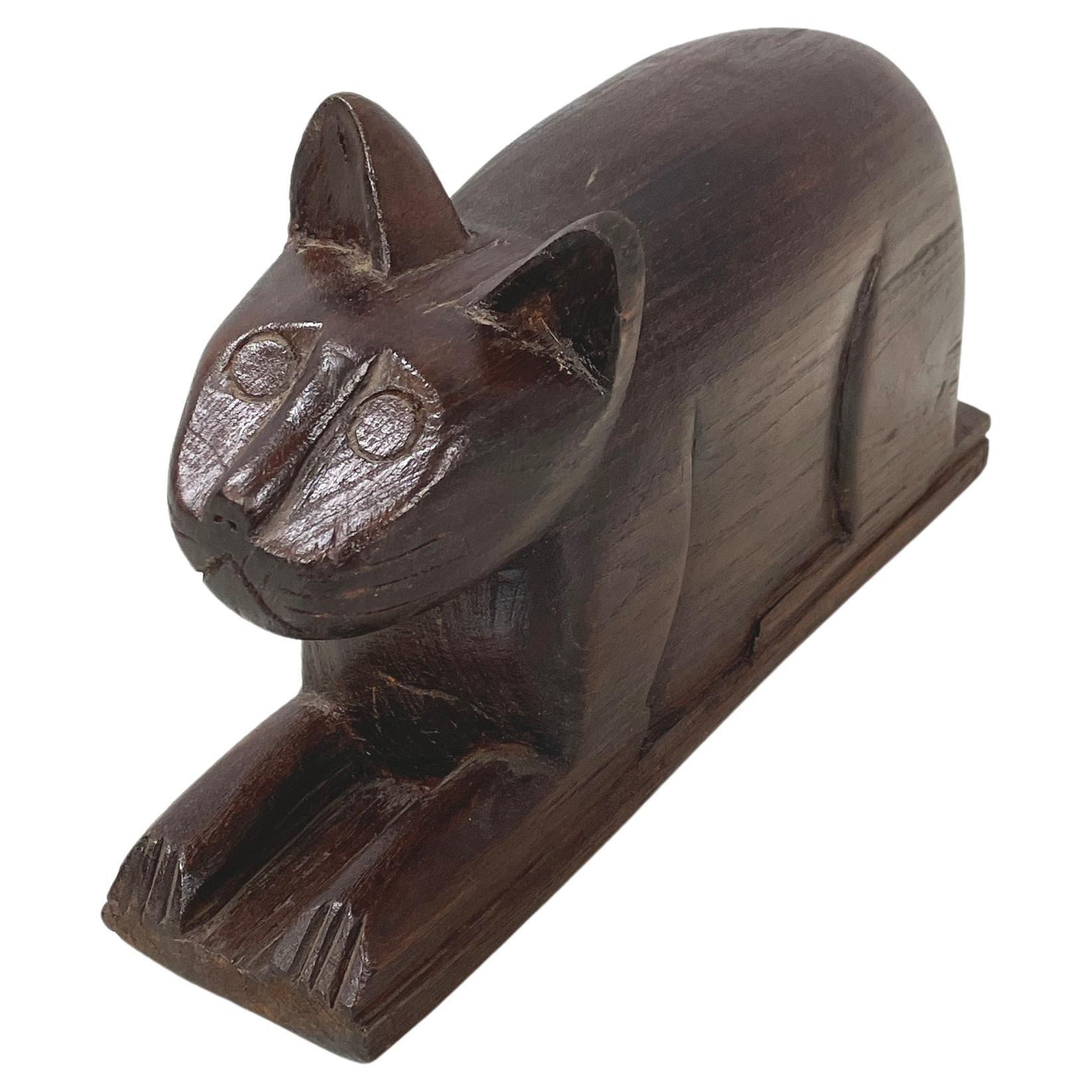 Chinese antique Wooden cat jewelry box or object holder, 1920s For Sale