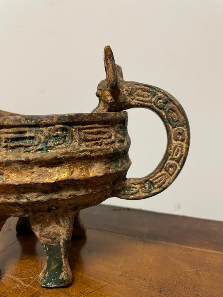 Chinese Archaic Style Gilt Bronze and Verdigris Vessel For Sale 5