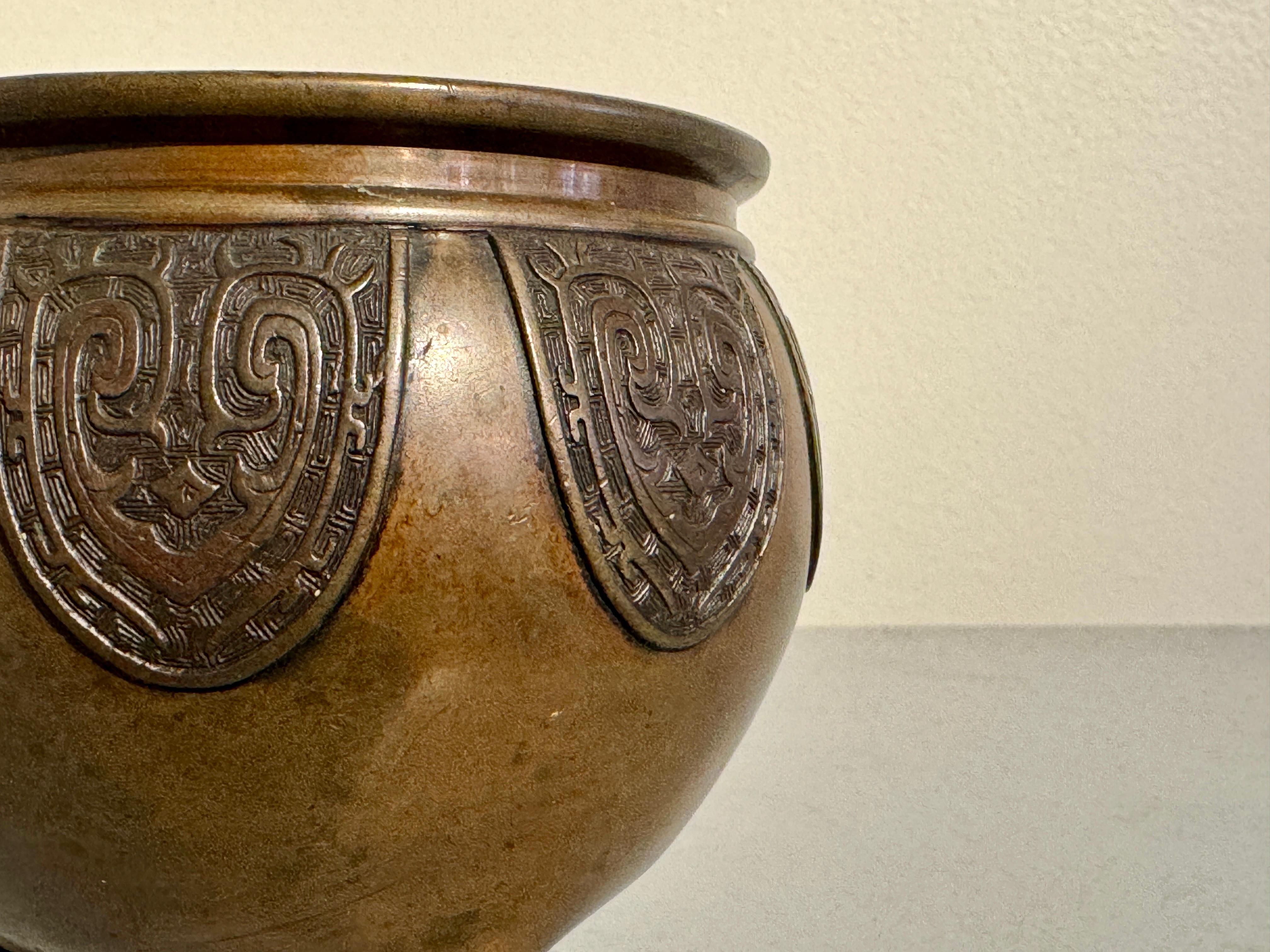 Chinese Archaistic Bronze Tripod Censer, late Qing Dynasty, c 1900, China For Sale 6