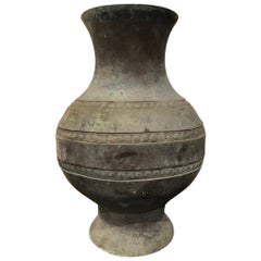 Urne chinoise archaïque en bronze avec patine vert-de-gris