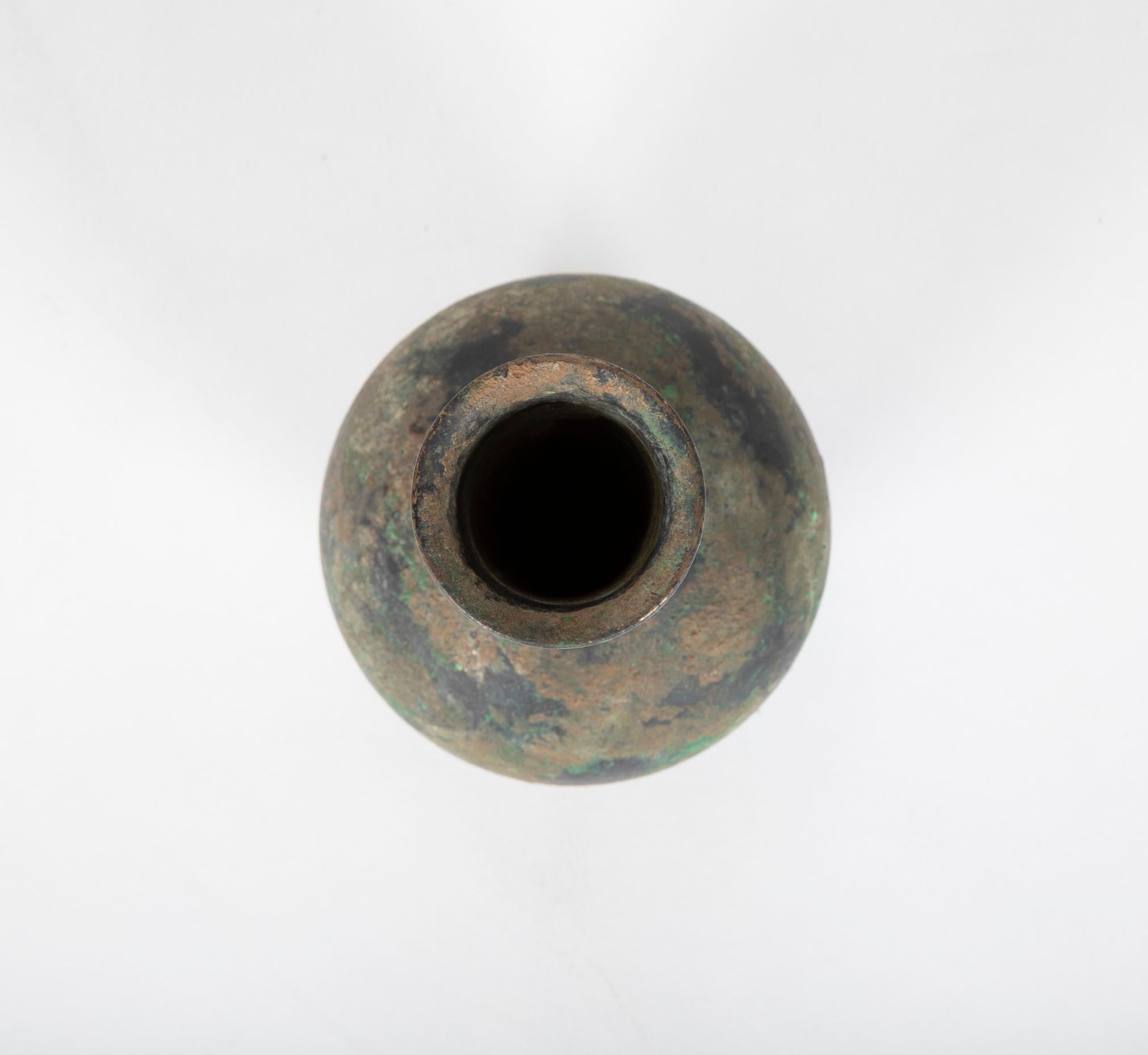 Chinese Archaistic Bronze Vase 1