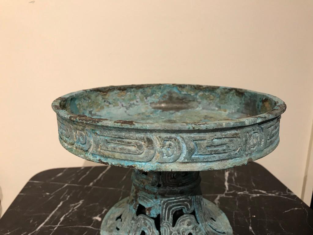 Chinese Archaistic Verdigris Bronze Tazza In Good Condition In Stamford, CT