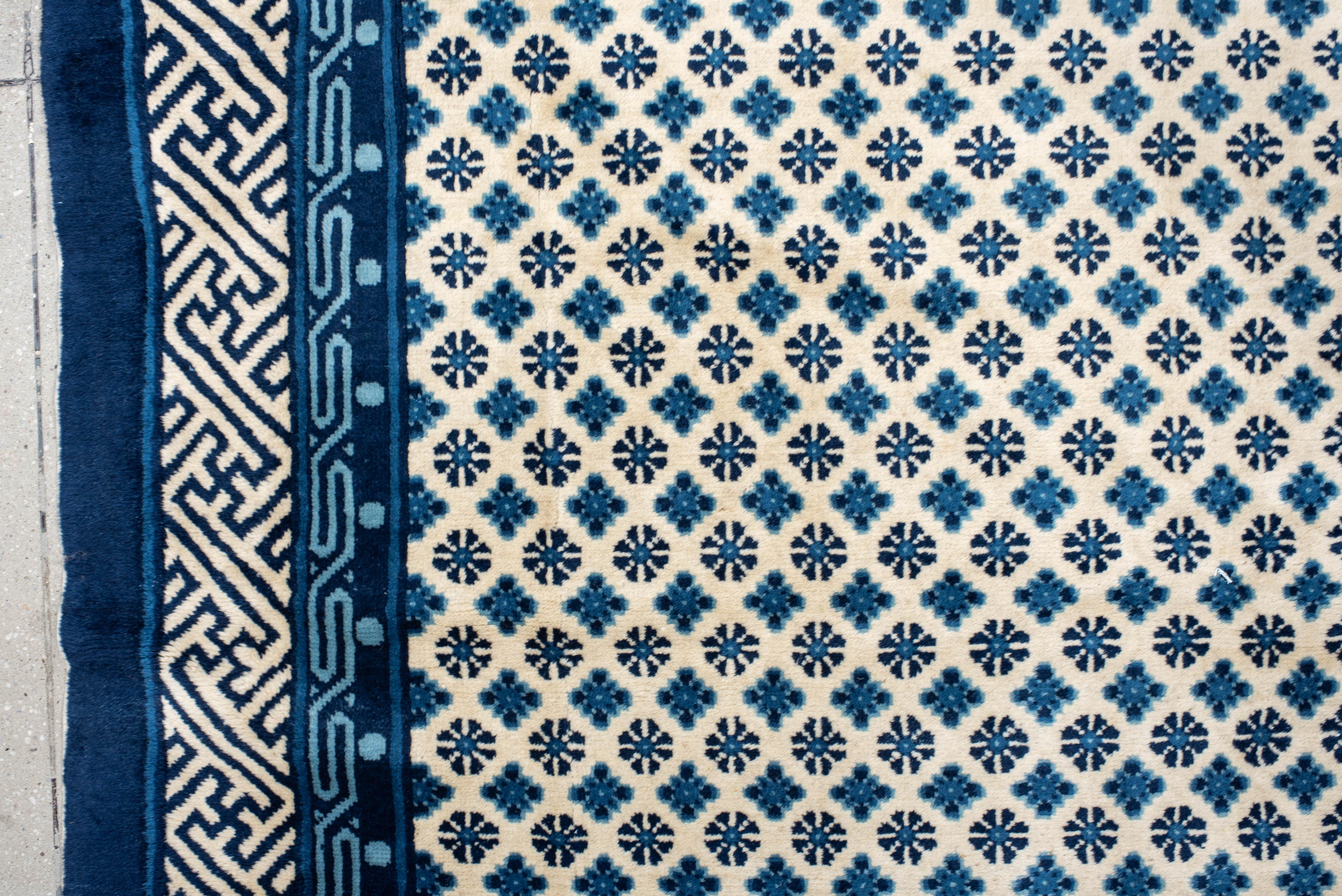 Moevment Rugs Chinese Art Deco Movement Rug, 1970s 80s For Sale at 1stDibs