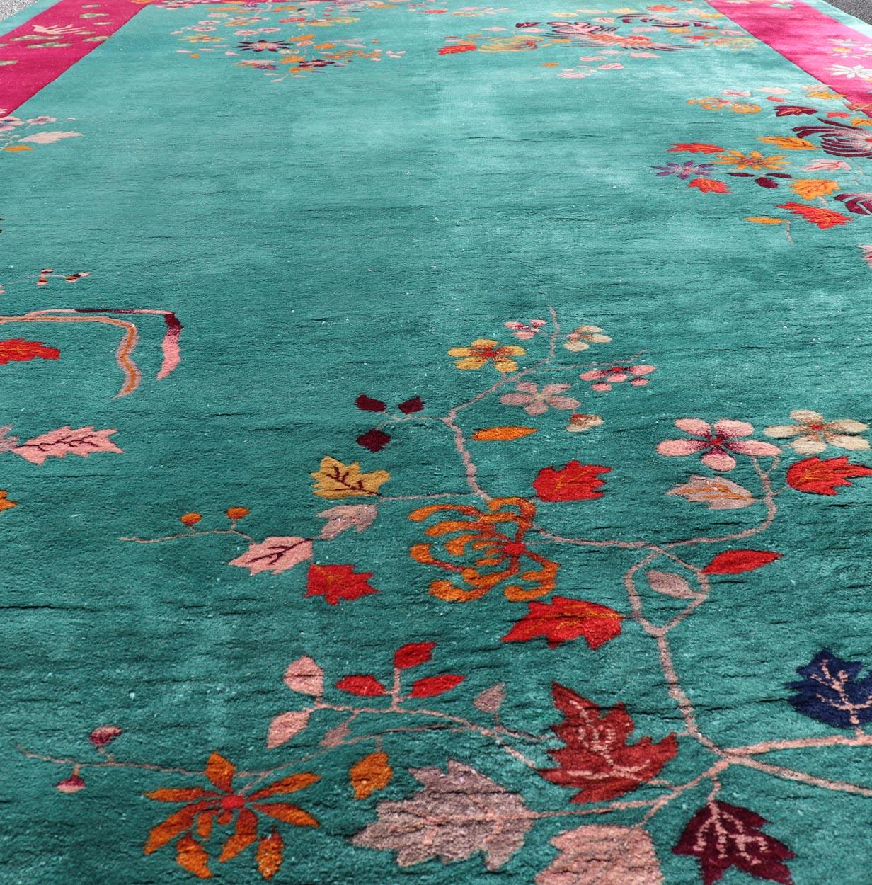 Chinesische Art Deco Teppich mit großen Vining Blume 9'6