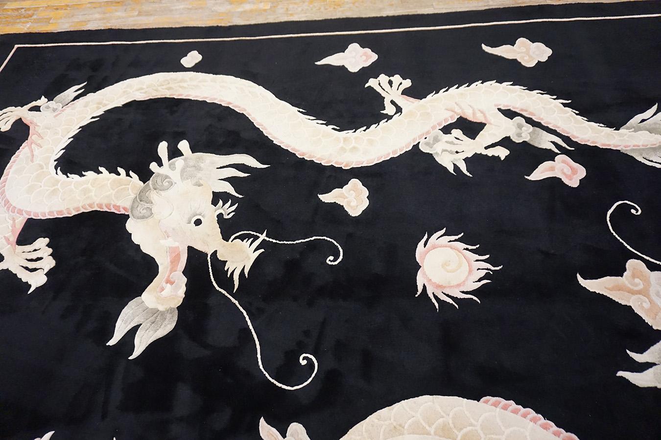 Chinese Art Deco Style Carpet with Dragons ( 9'x 12' - 275 x 365 ) en vente 3