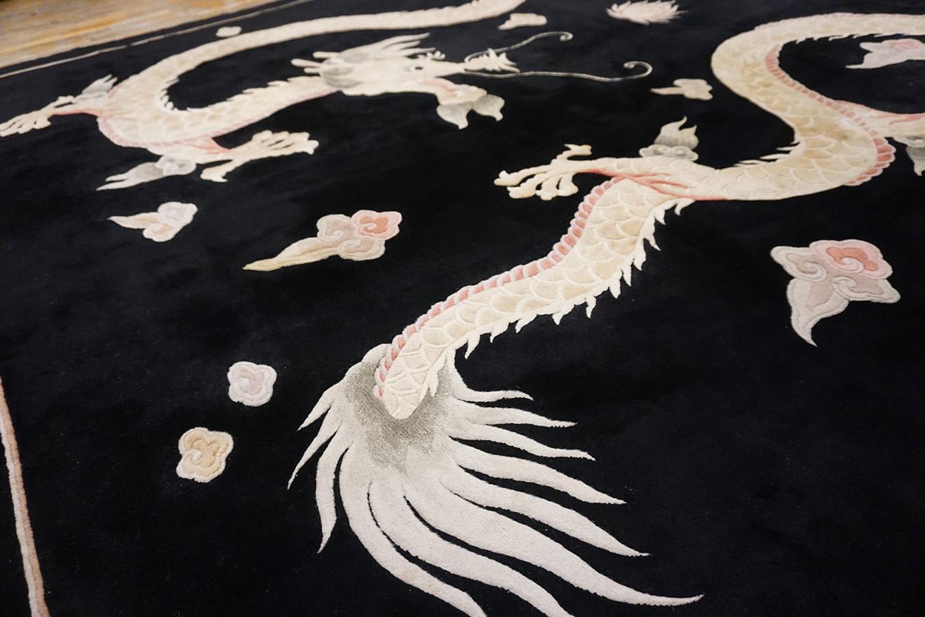 Chinese Art Deco Style Carpet with Dragons ( 9'x 12' - 275 x 365 ) en vente 4