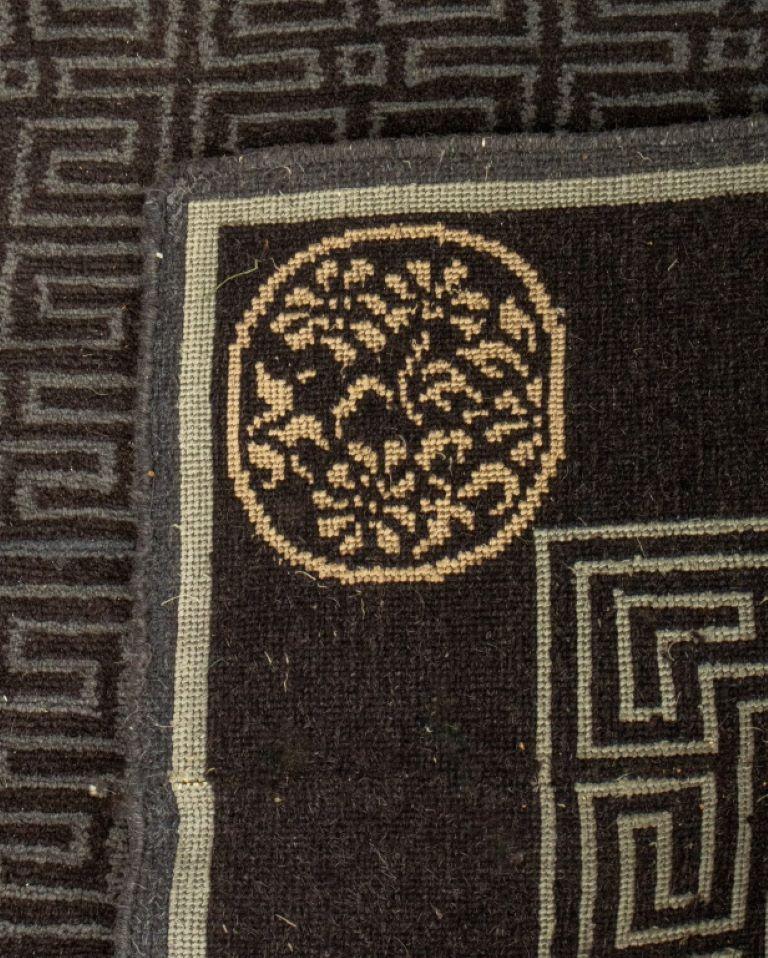 Chinese Art Deco Style Geometric Rug 9' x 4.4' For Sale 1