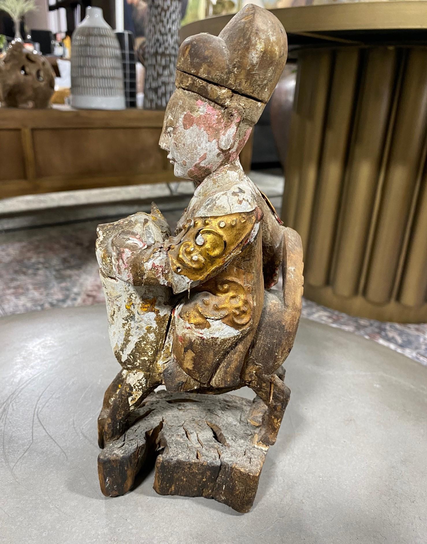 Chinese Asian Giltwood Carved Ancestor Temple Shrine Emperor Figure on Animal In Good Condition For Sale In Studio City, CA