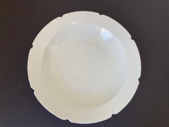 Chinese Asian White Ceramic Platter Bowl Scalloped Rim Huge Heavy 18.25 in. D.