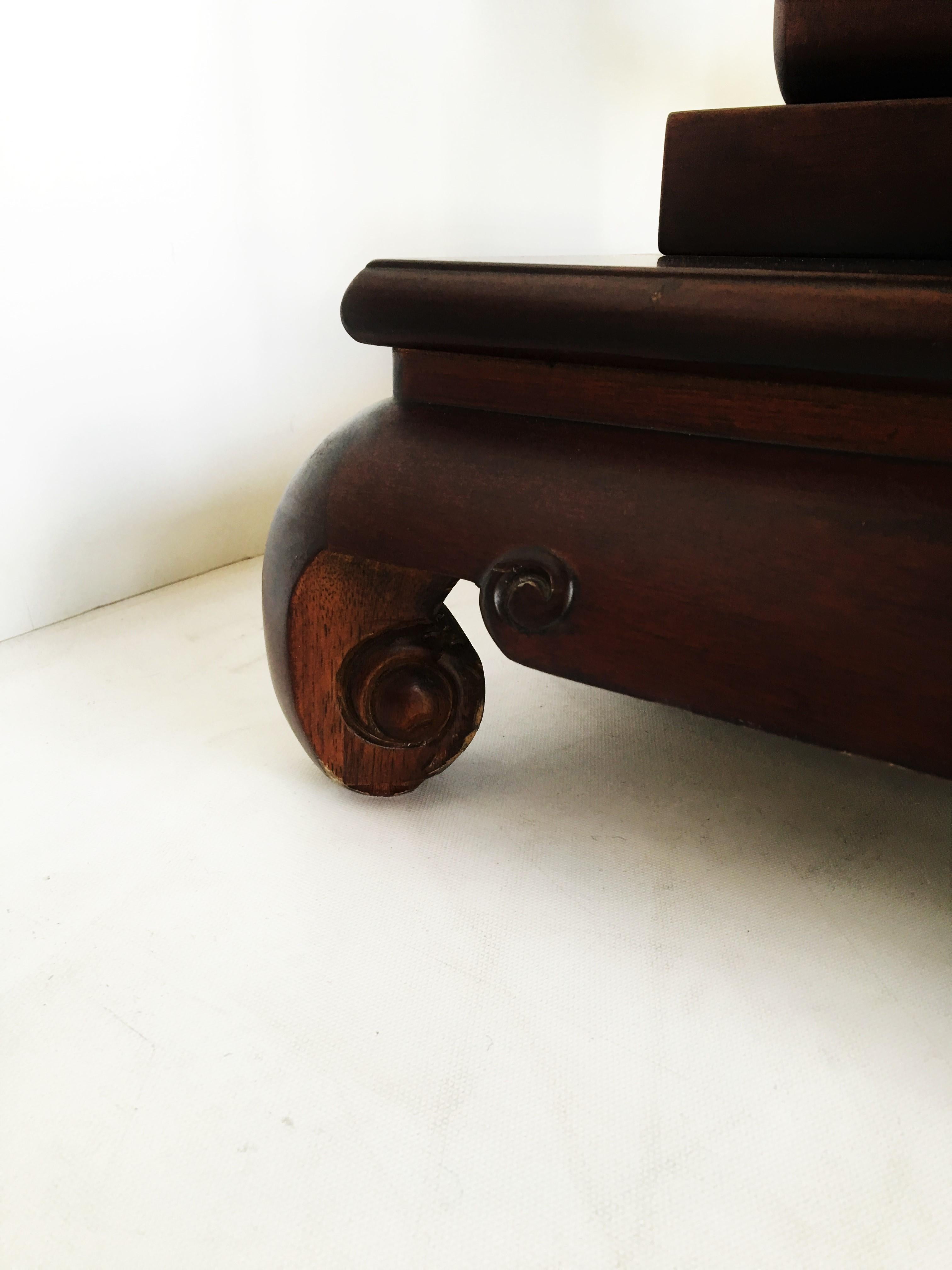 Etagère de collection/division de pièce en Wood Wood Zitan asymétrique chinois  en vente 4