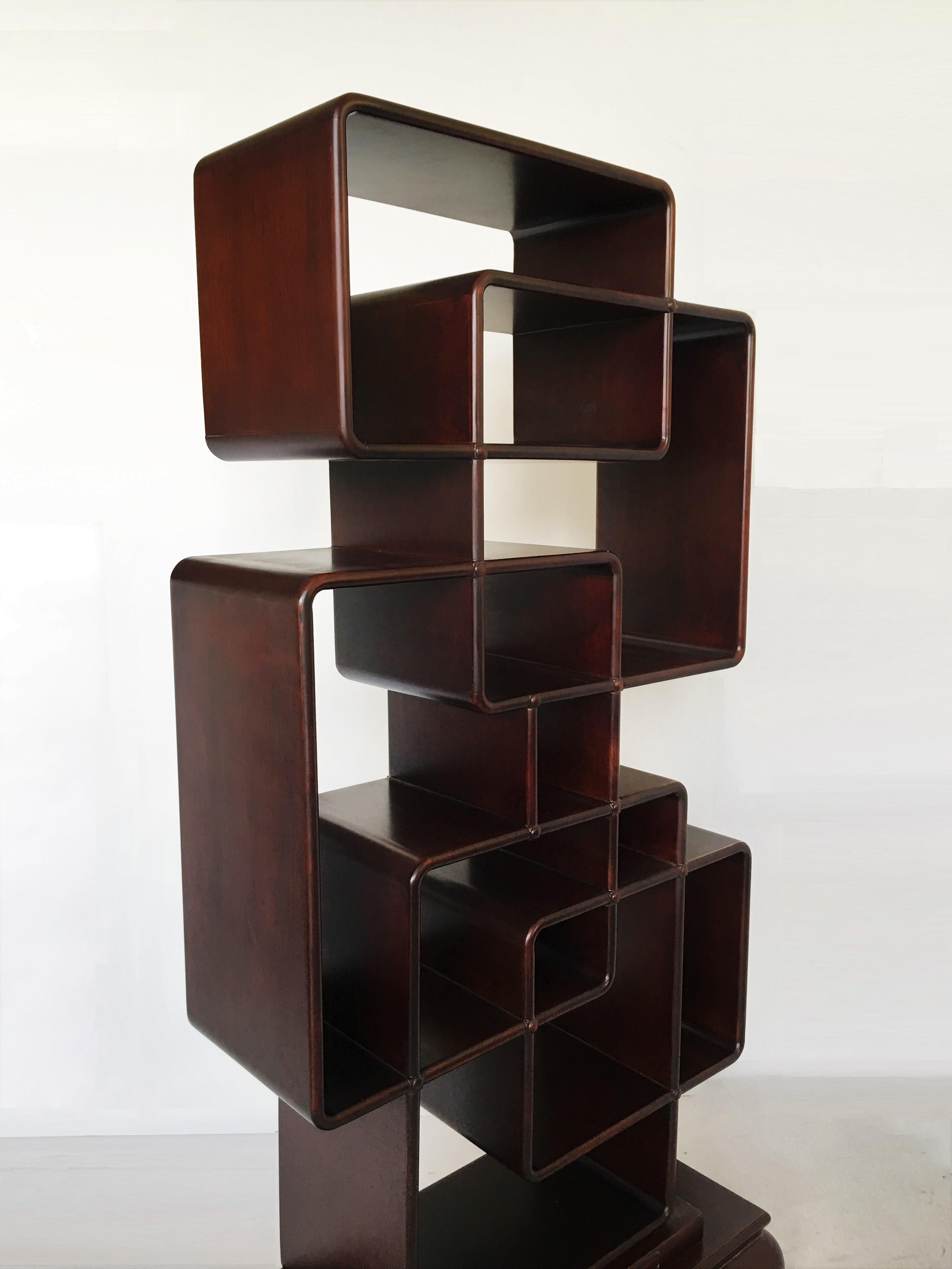 Scaffale da collezione/divisorio cinese asimmetrico in legno di Zitan in vendita 1