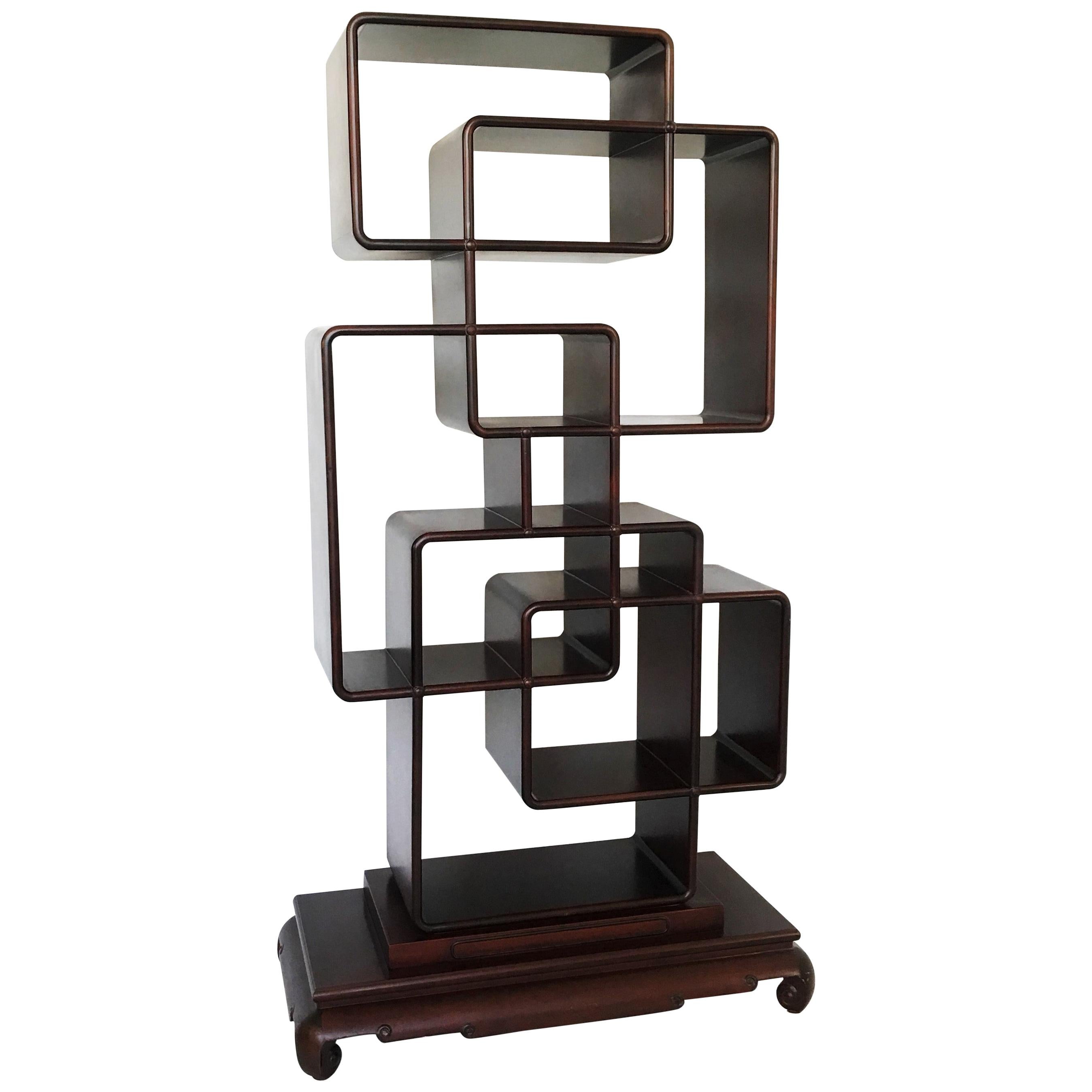 Chinesisches asymmetrisches Zitan Wood Collector's Shelf/Room Divider
