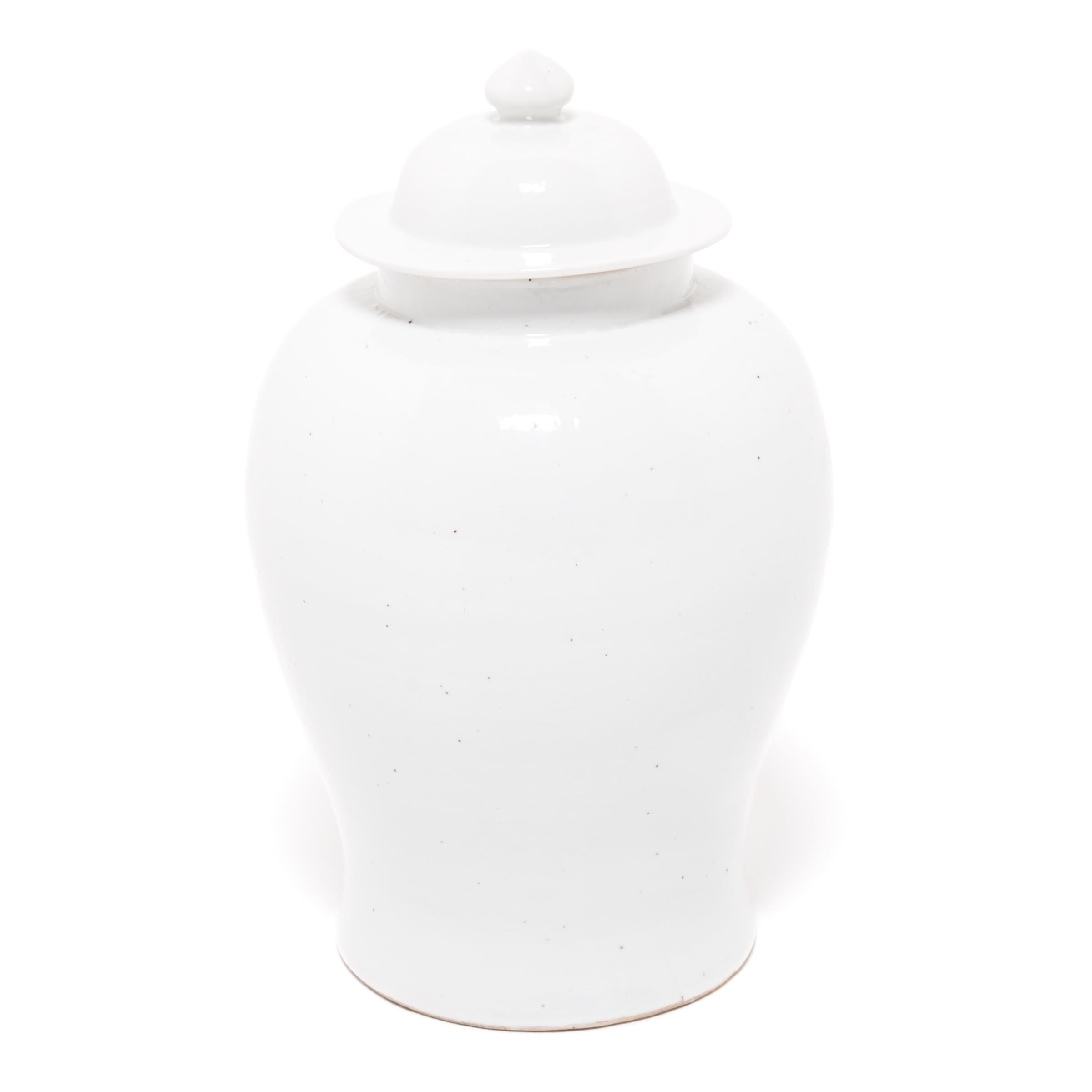 Minimalist Chinese Bai Baluster Jar For Sale