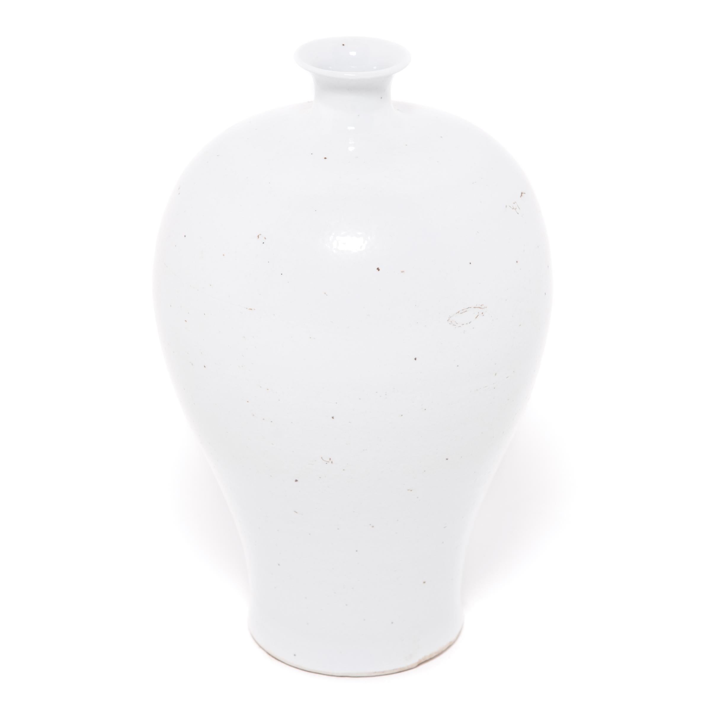 Glazed Chinese Bai White Meiping Jar For Sale
