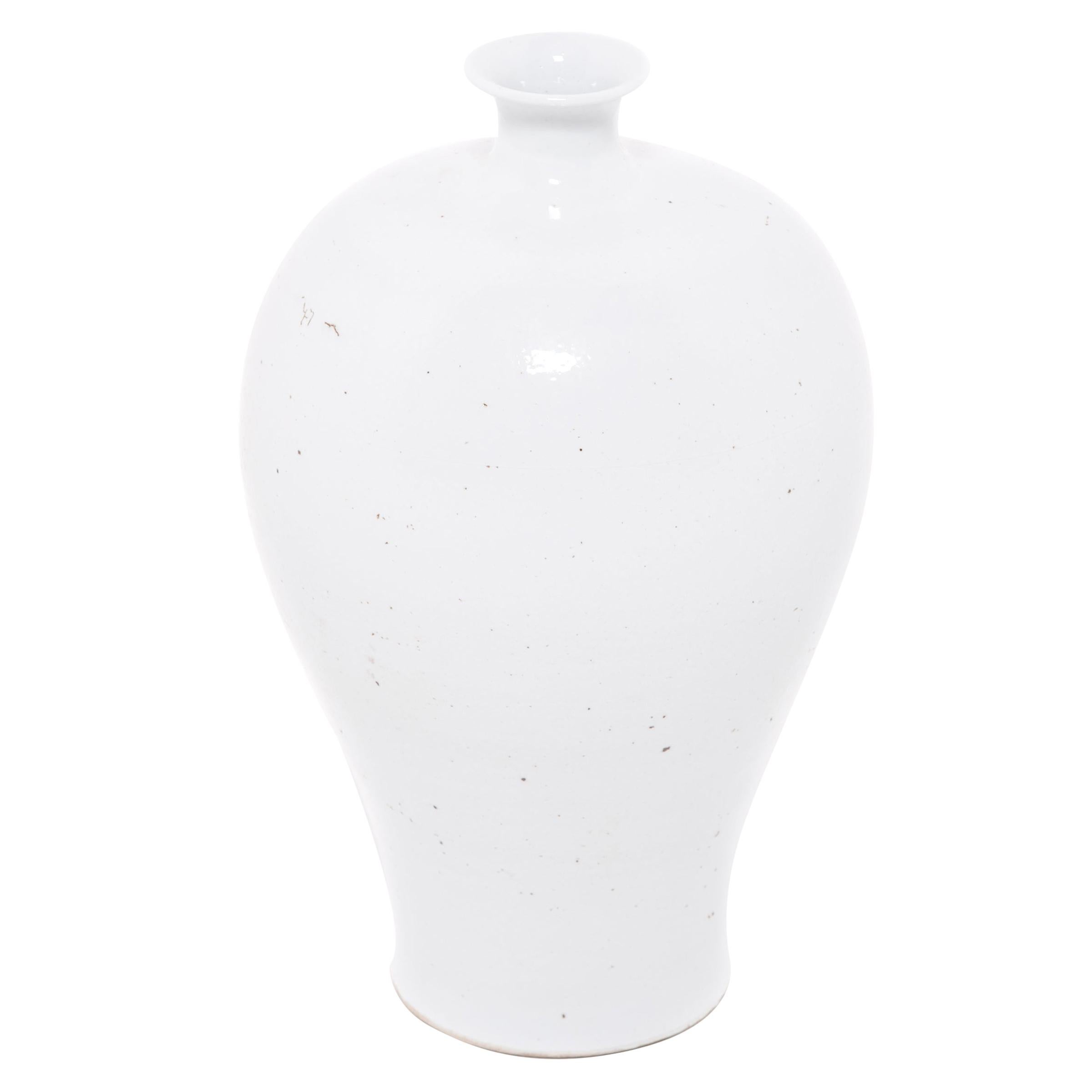 Chinese Bai White Meiping Jar