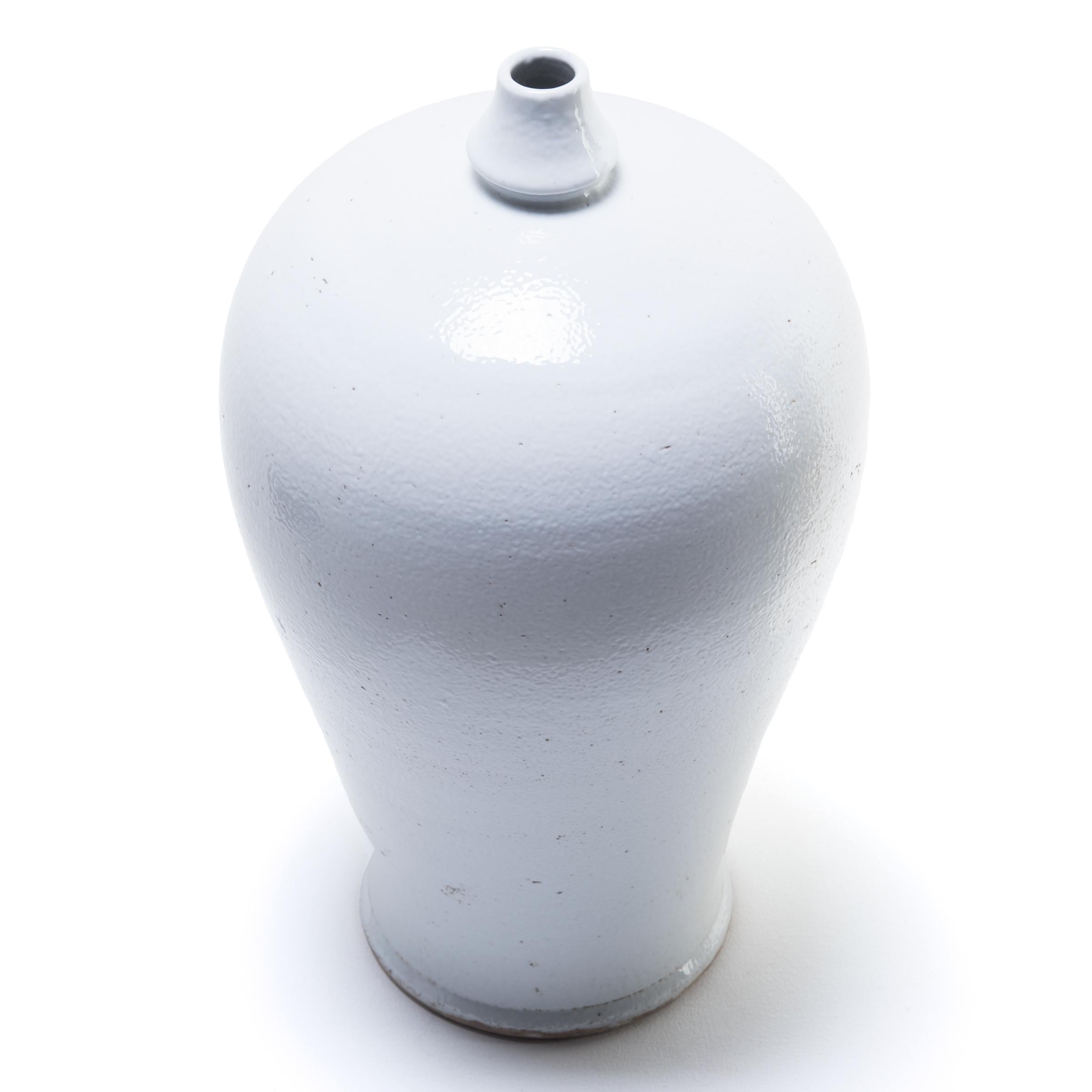 Contemporary Chinese Bai Meiping Vase