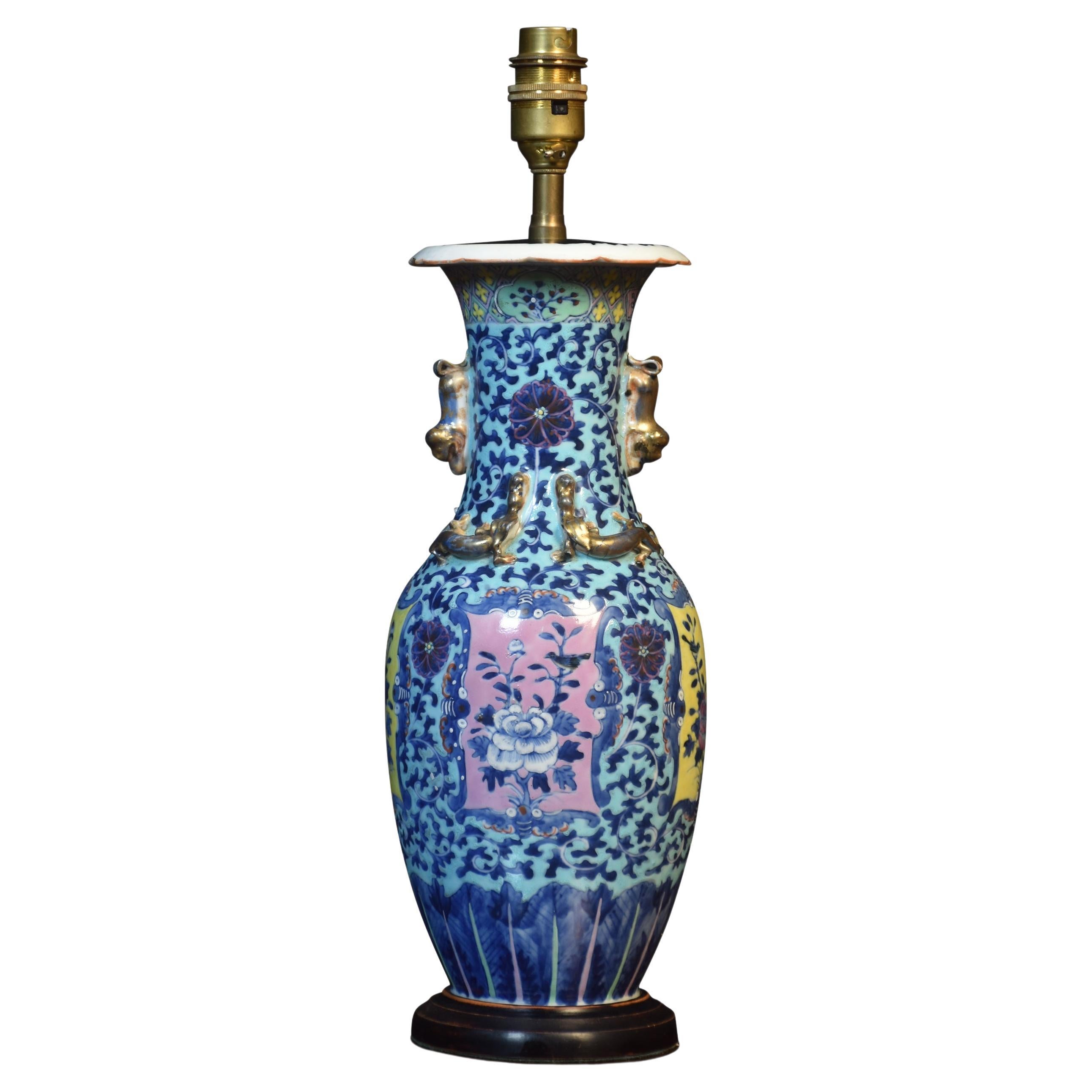 Lampe vase à balustre chinoise