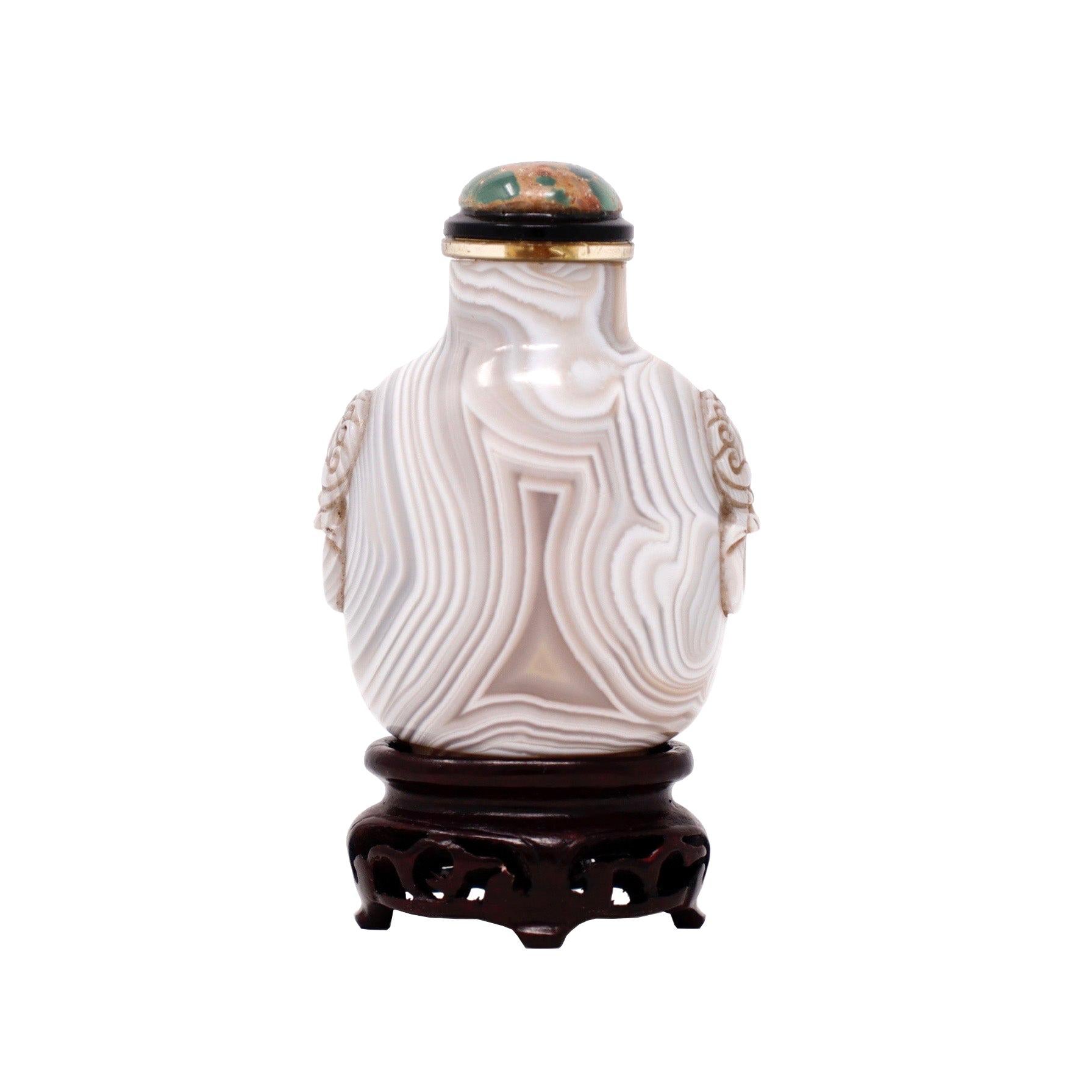 Chinese Banded Agate Snuff Bottle