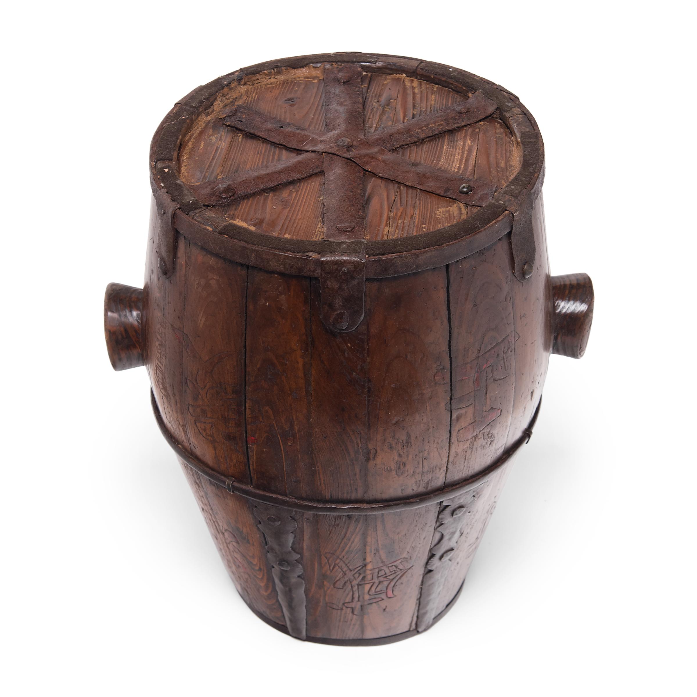 Chinese Barrel-Form Grain Container, c. 1900 In Good Condition In Chicago, IL