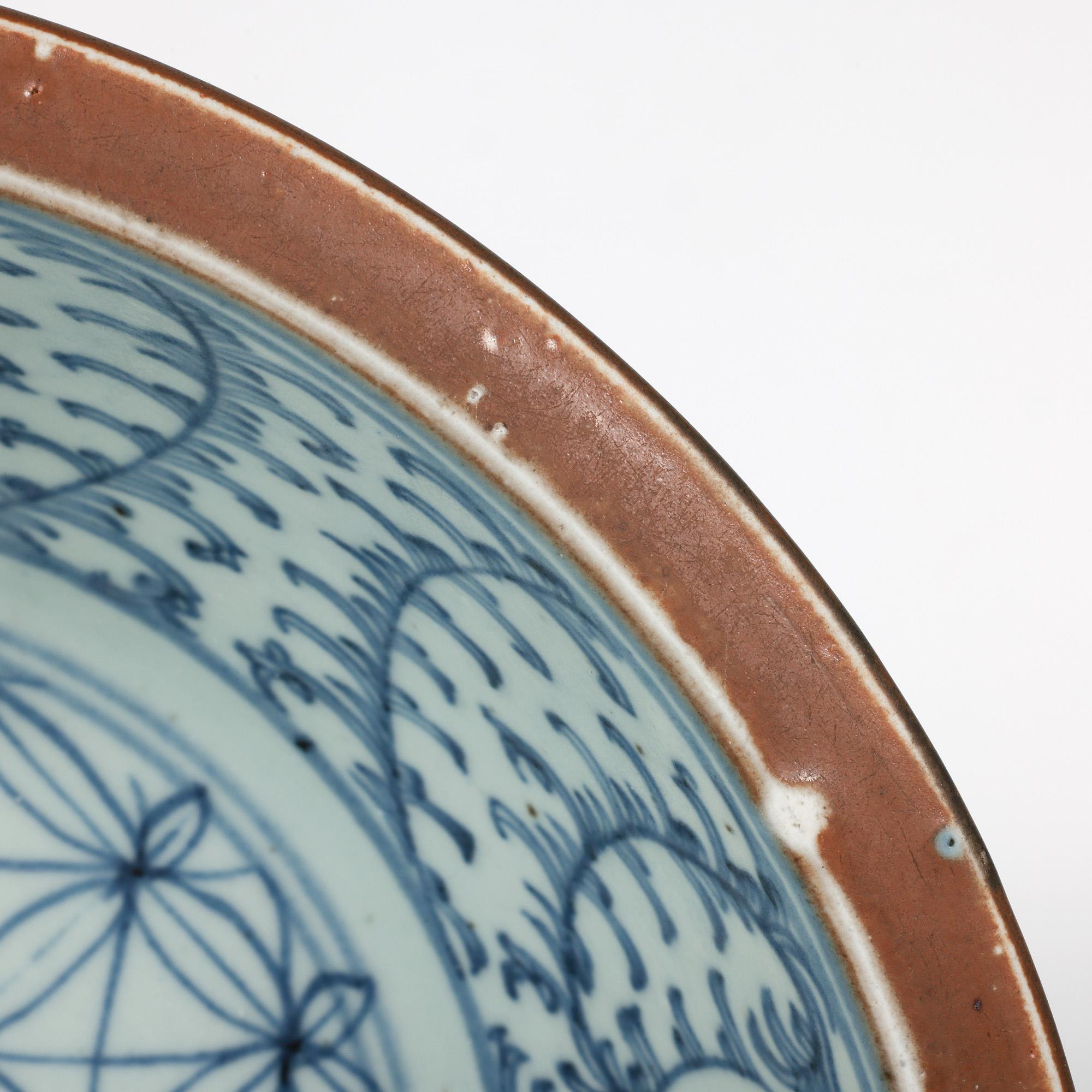 Chinese Batavian Blue & White Patterned Porcelain Bowl For Sale 13
