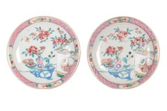 Chinese Batavian Qianlong Pair Famille Rose Painted Saucer Dishes