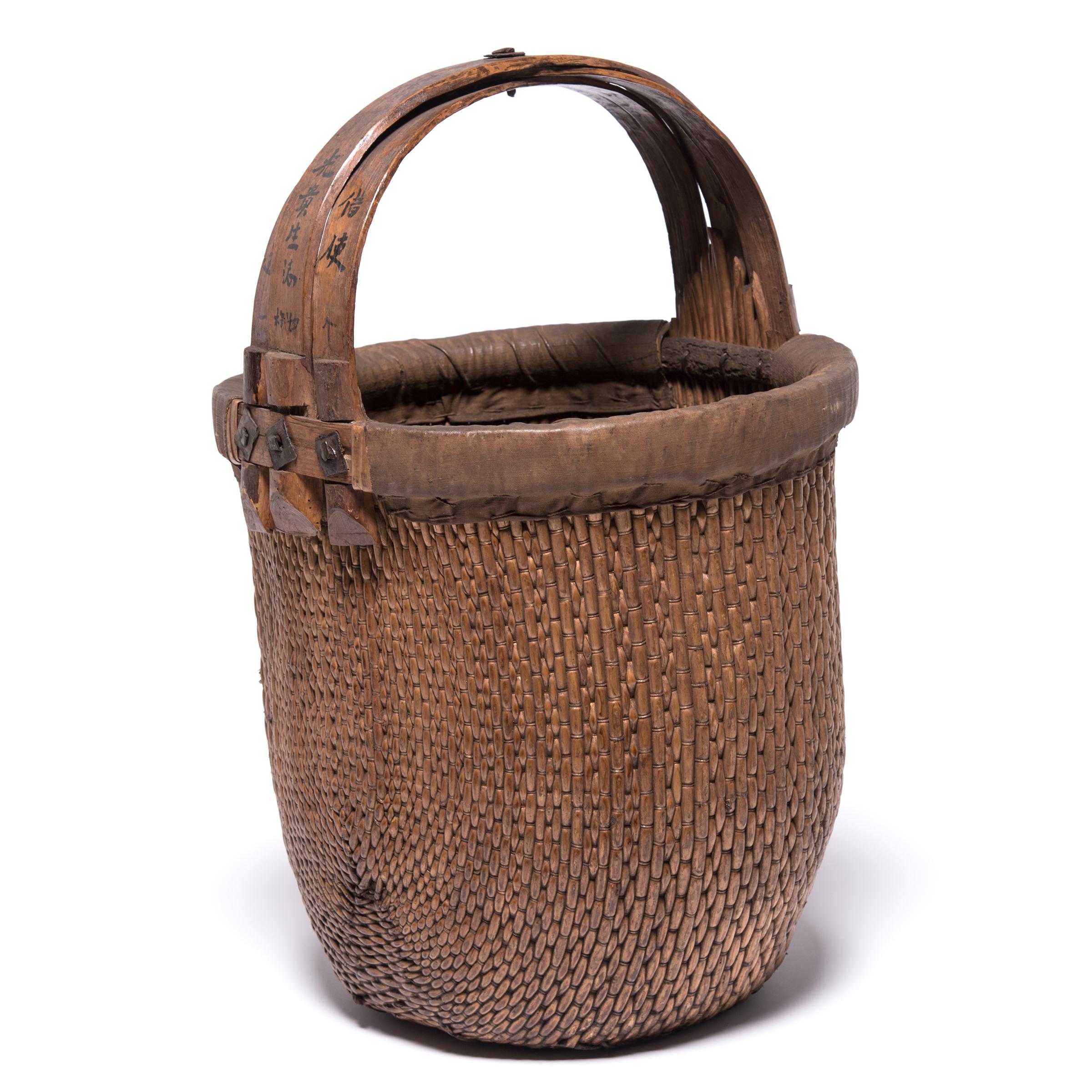 Rustic Chinese Bent Handle Fisherman's Basket, circa 1850 For Sale