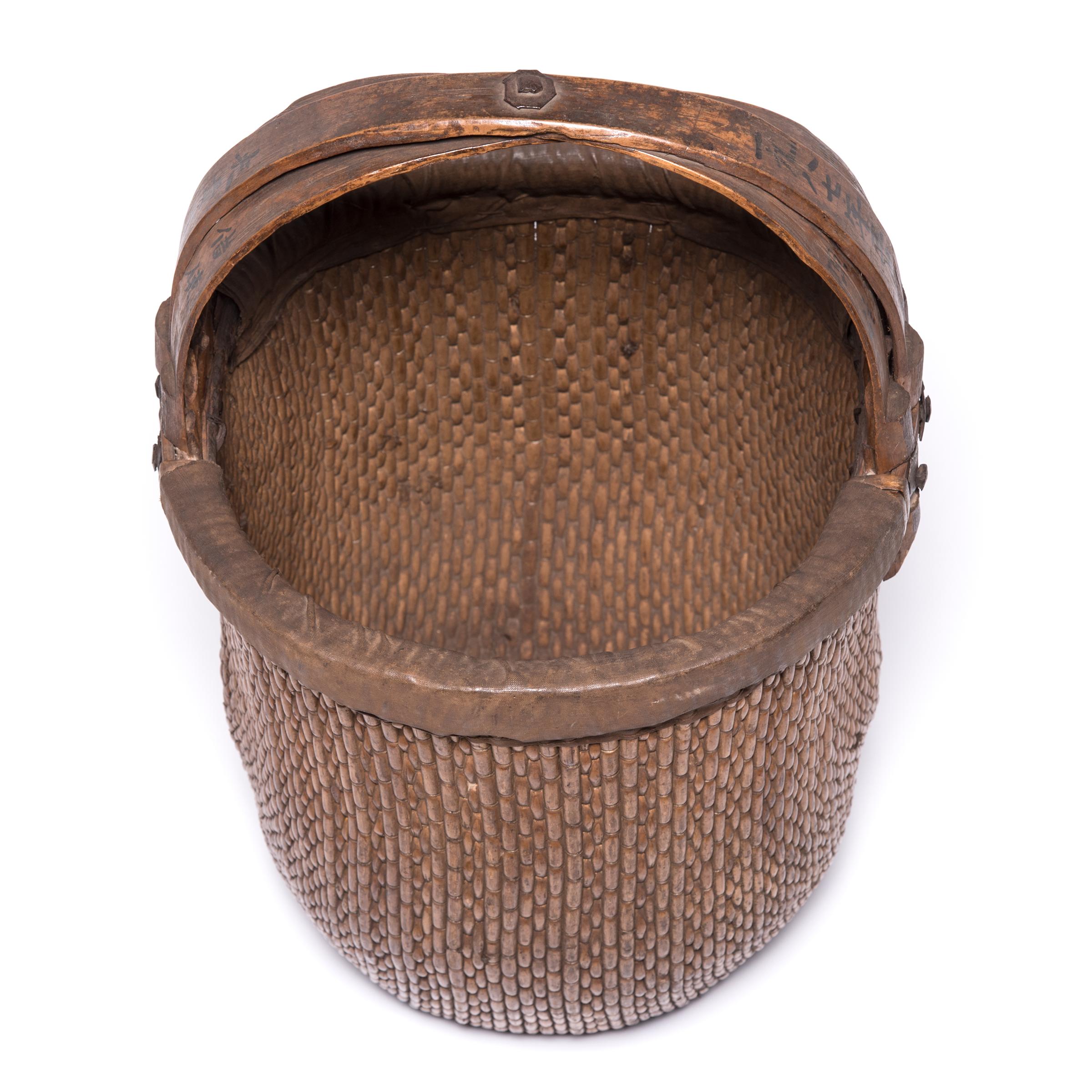 Hand-Woven Chinese Bent Handle Fisherman's Basket, circa 1850 For Sale