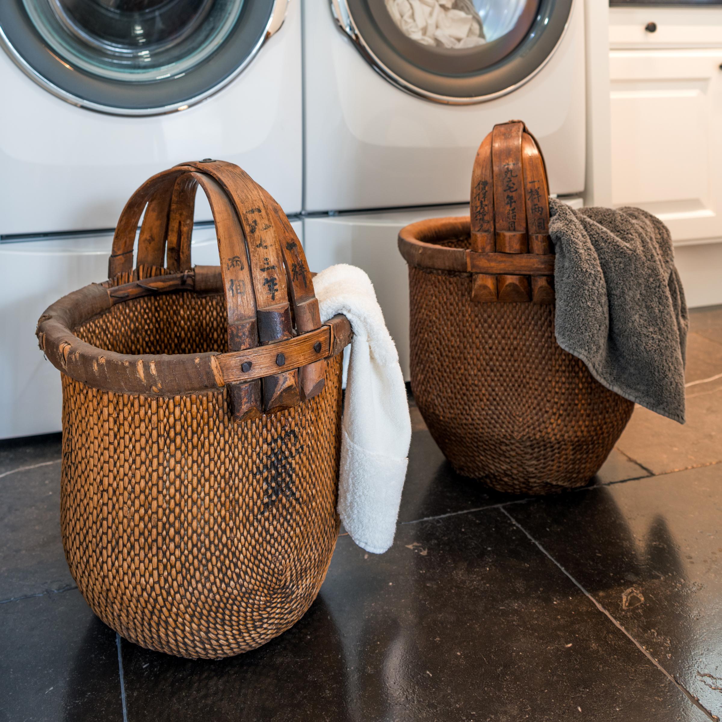 Basket making is an ancient and humble craft, but in the hands of a skilled weaver a simple willow basket can become a truly beautiful work of art. This bent handle basket was made in China long ago, and the artisan’s mastery is evident: the strong,
