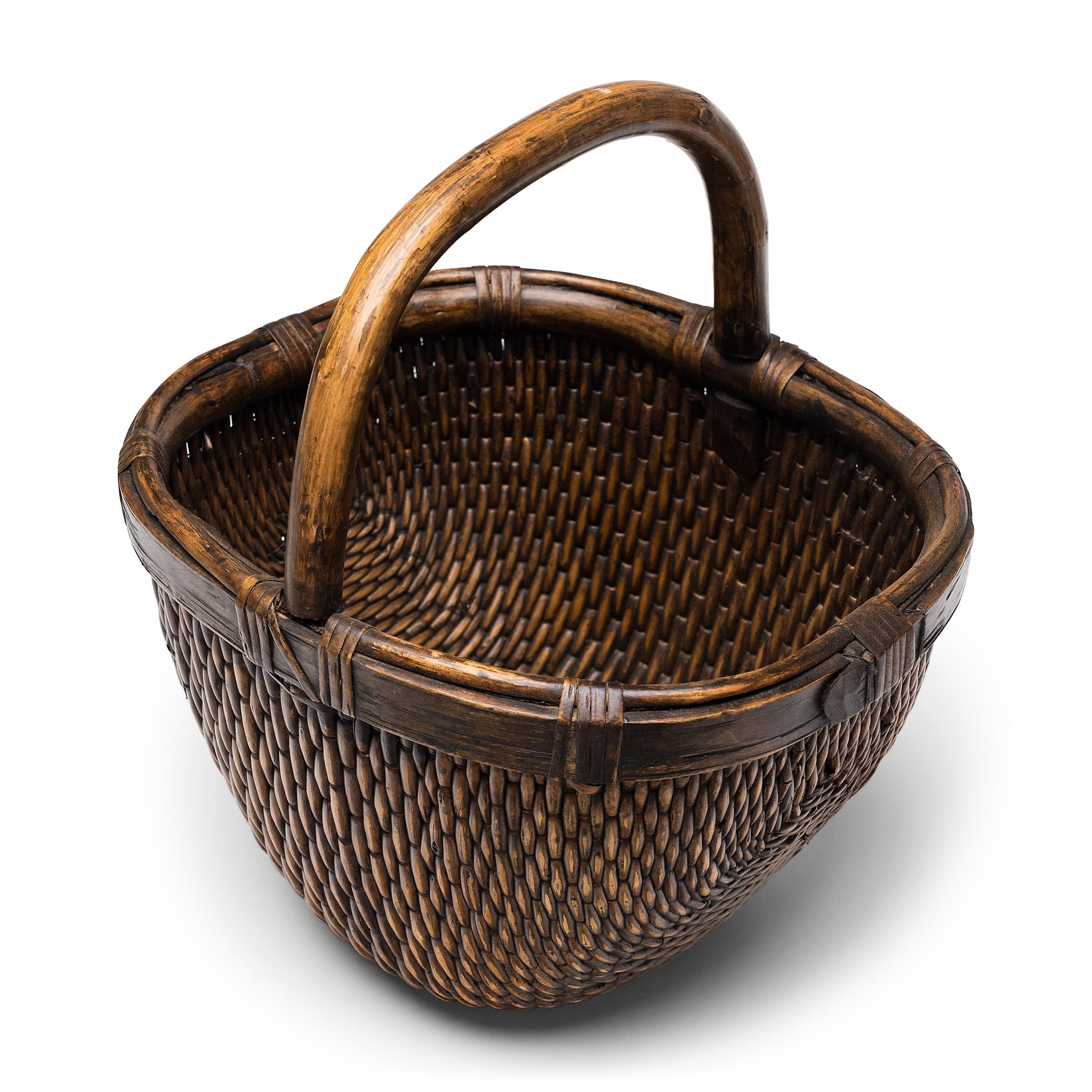 Rustic Chinese Bent Handle Market Basket, circa 1850 For Sale