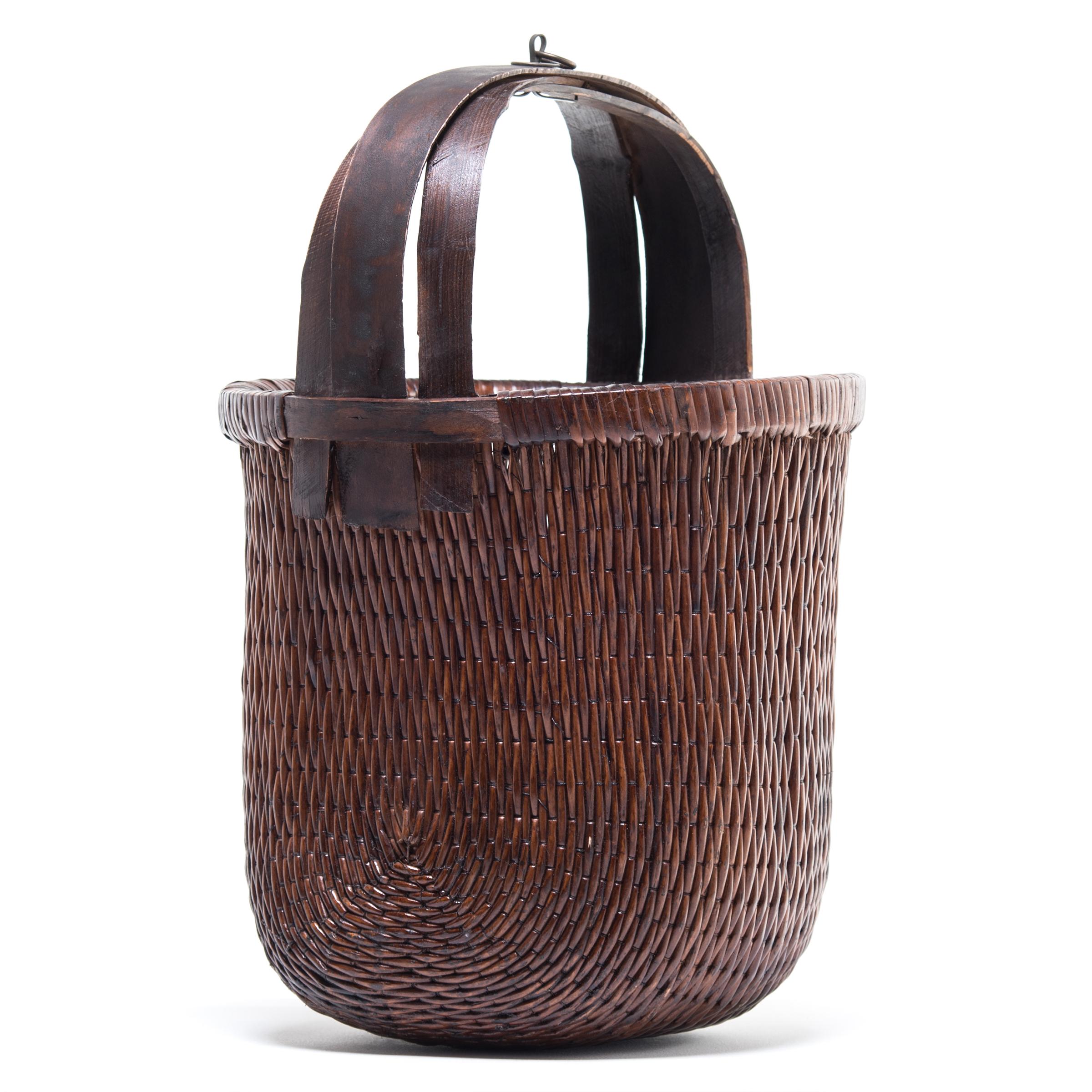 Rustic Chinese Bent Handle Fisherman's Basket, circa 1900 For Sale