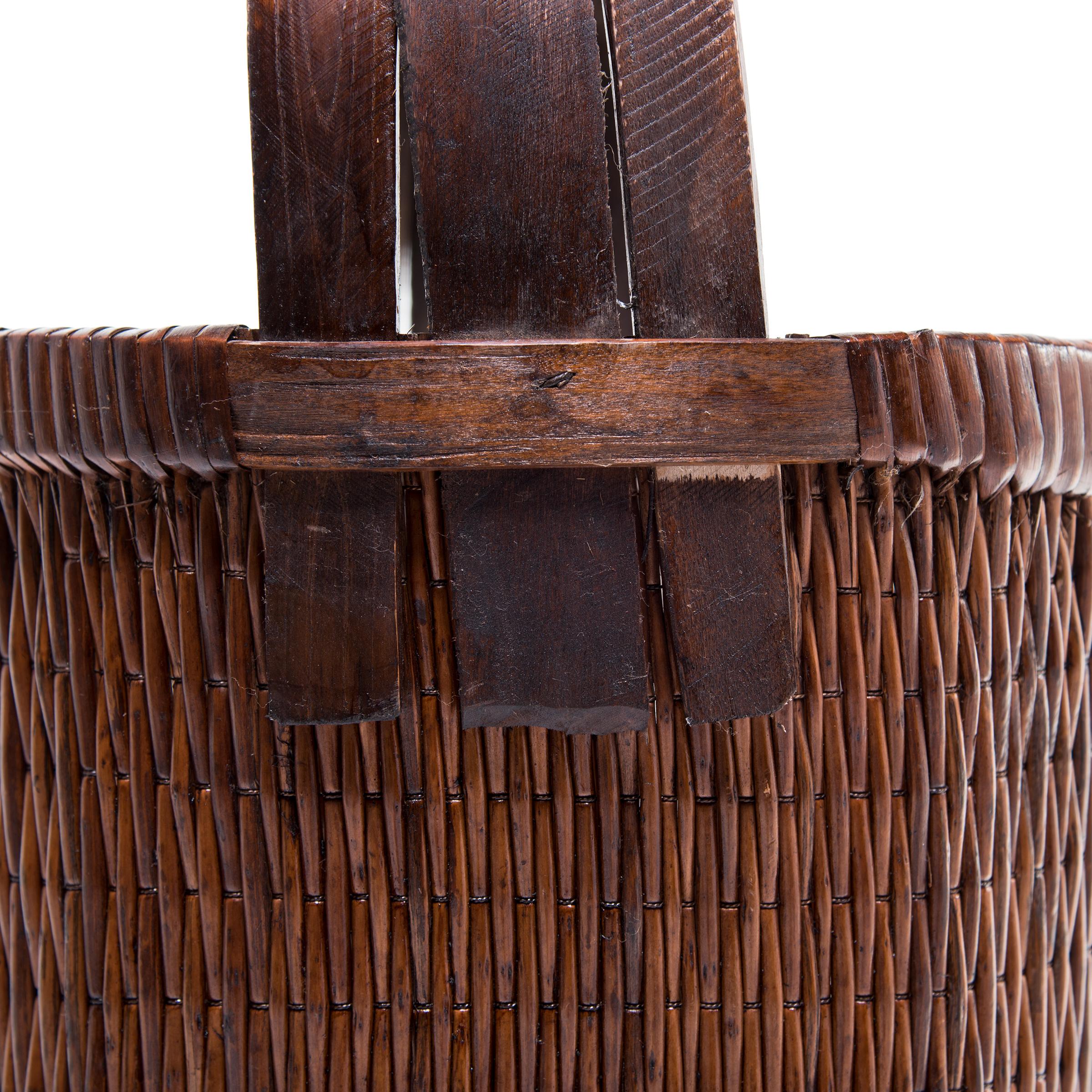 20th Century Chinese Bent Handle Fisherman's Basket, circa 1900 For Sale
