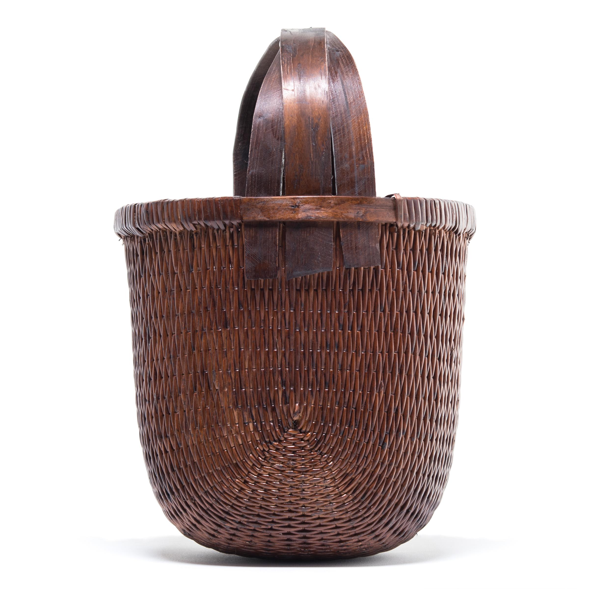 Hand-Woven Chinese Bent Handle Fisherman's Basket, c. 1900 For Sale