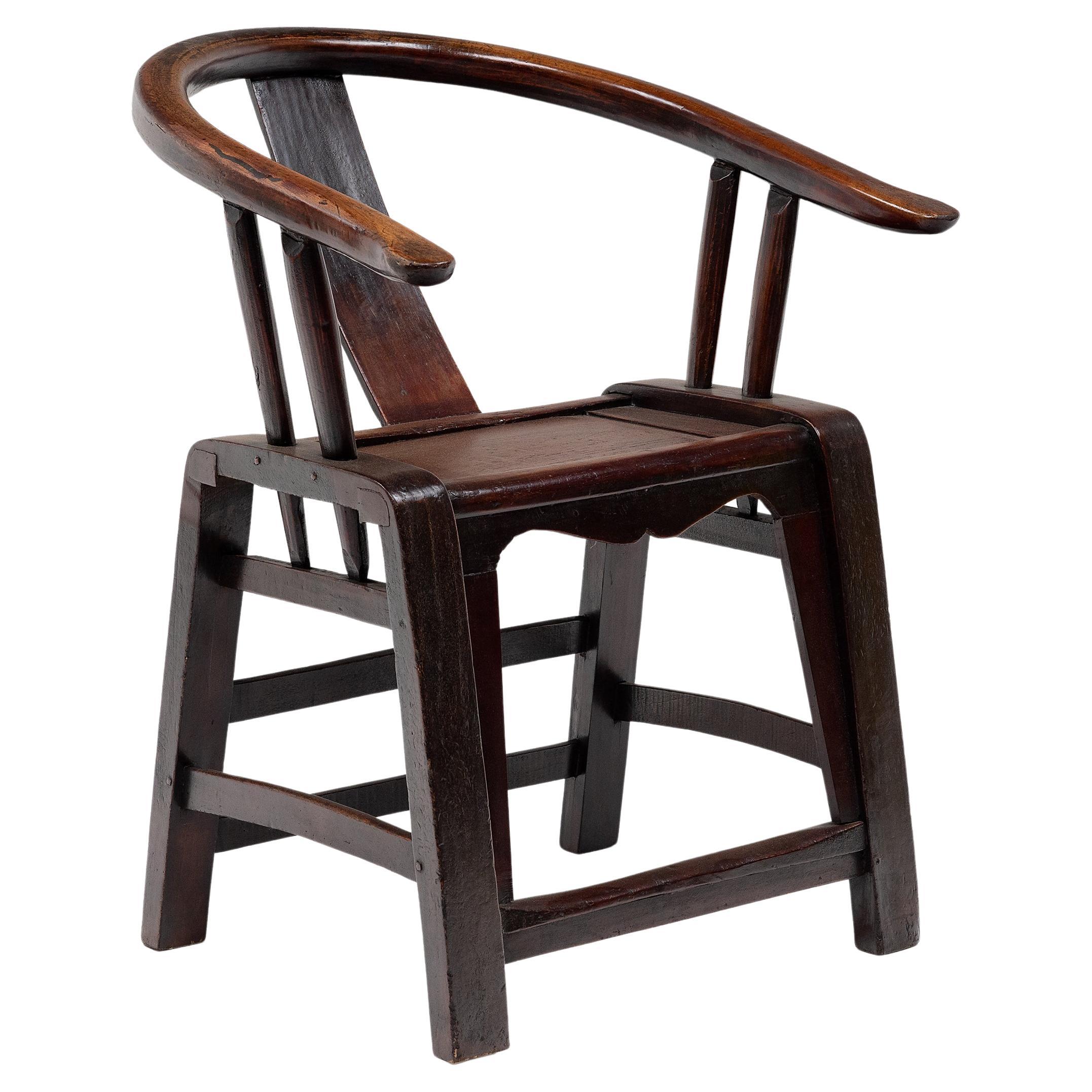 Sillón chino de respaldo redondo de madera curvada, c. 1850