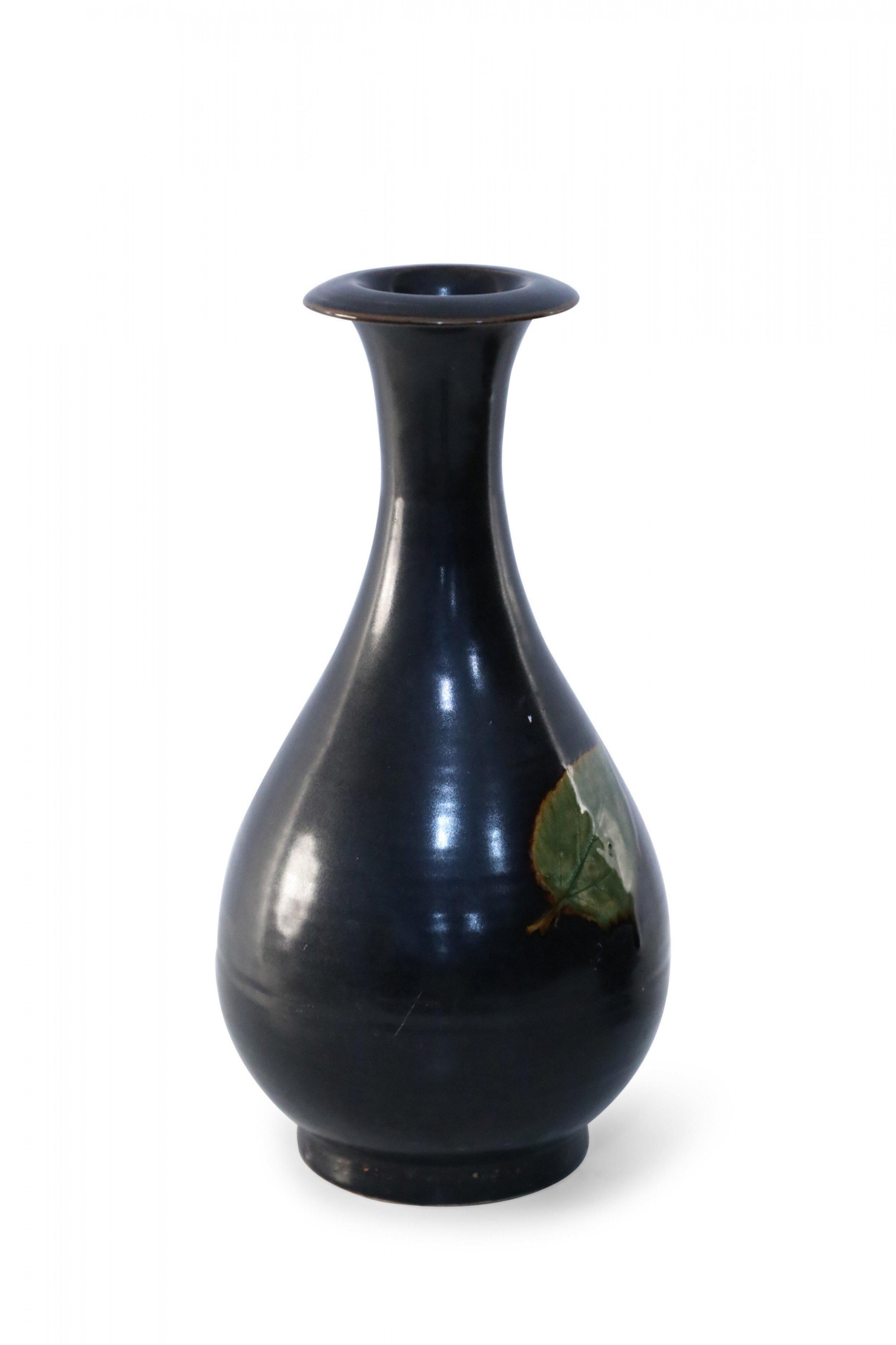 Chinese Export Chinese Black and Green Leaf Glazed Porcelain Pear Vase For Sale