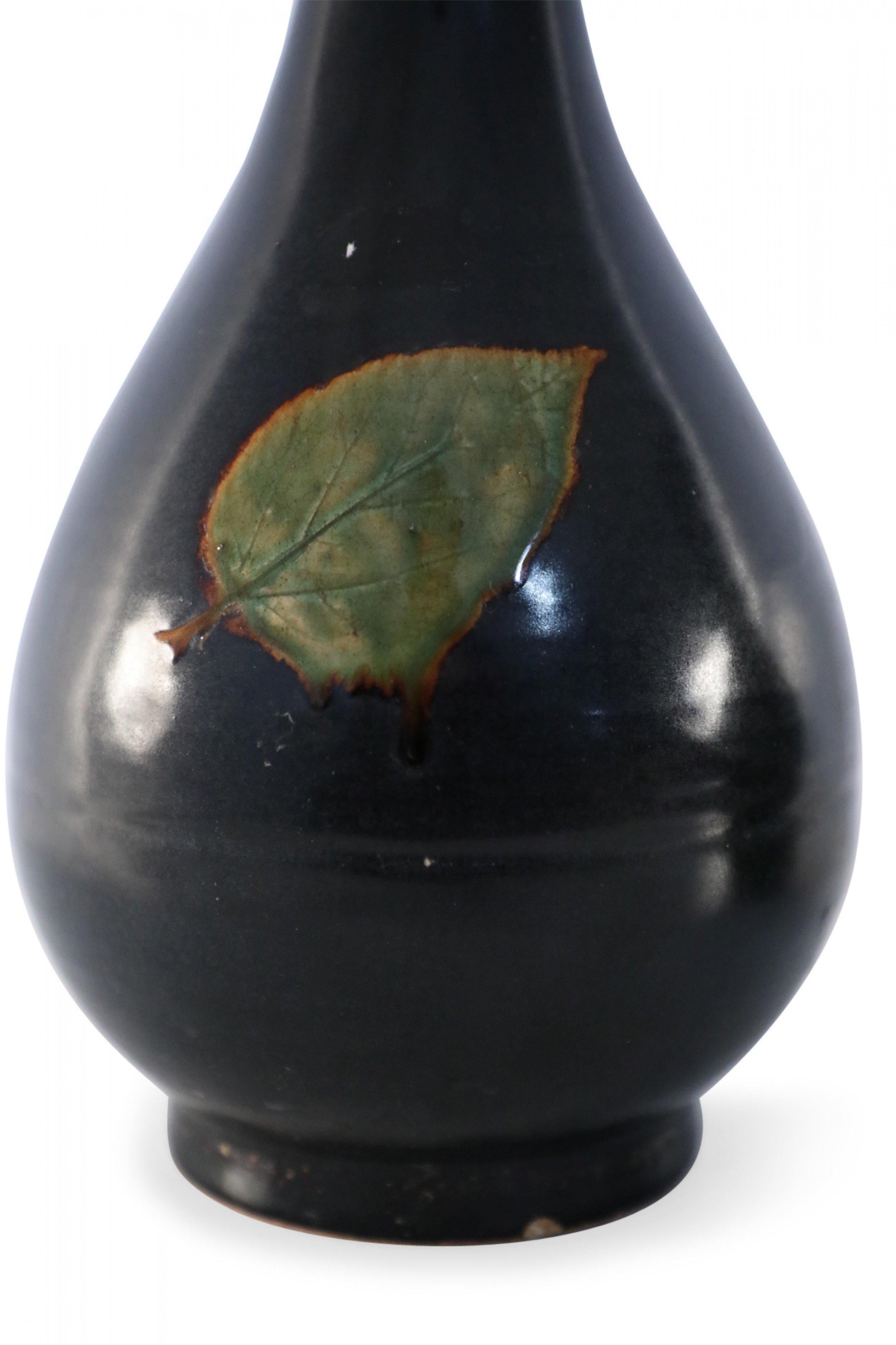 Chinese Black and Green Leaf Glazed Porcelain Pear Vase For Sale 1