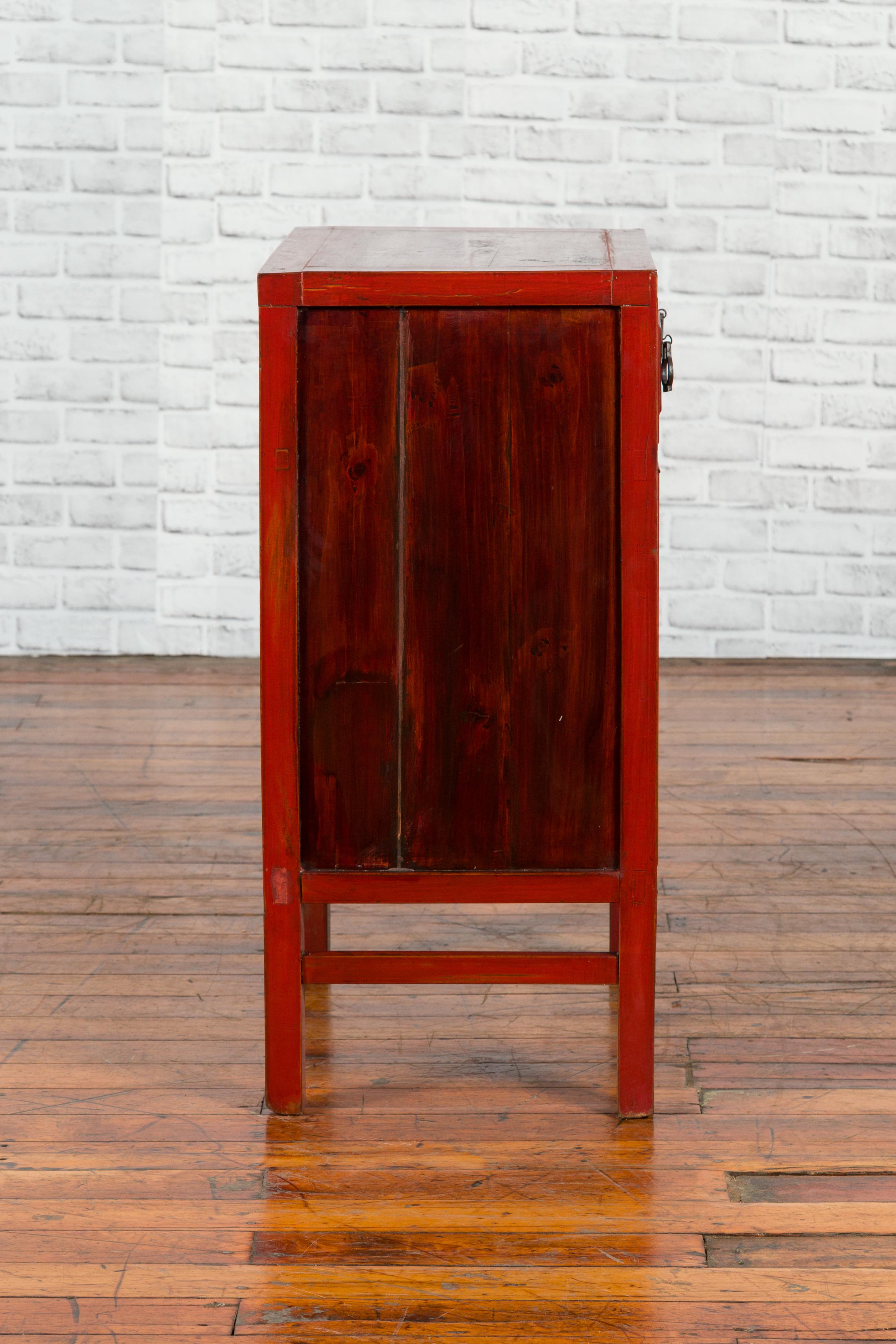 Chinese Black and Red Small Cabinet from the Qing Dynasty, with Carved Apron 6