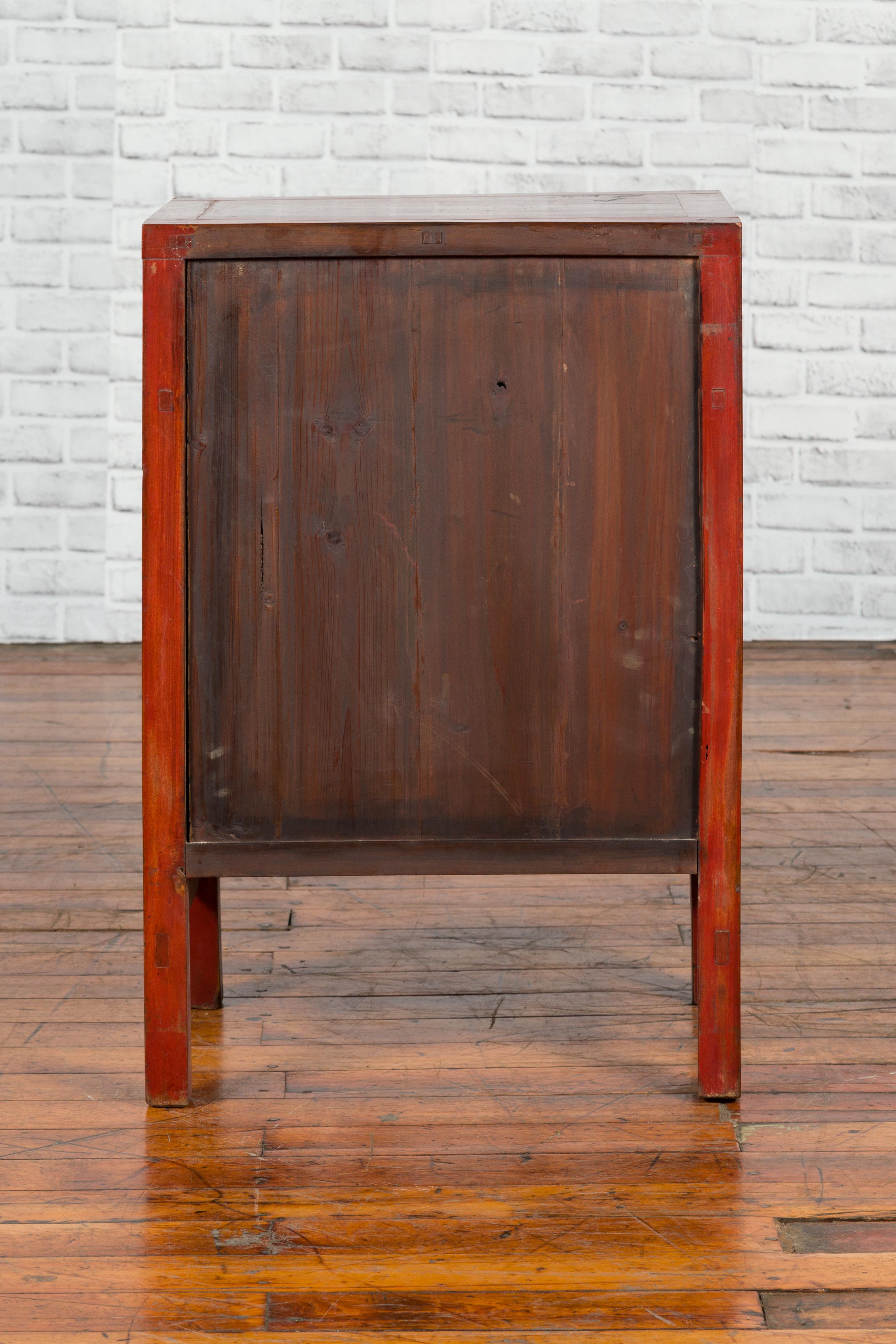Chinese Black and Red Small Cabinet from the Qing Dynasty, with Carved Apron 7