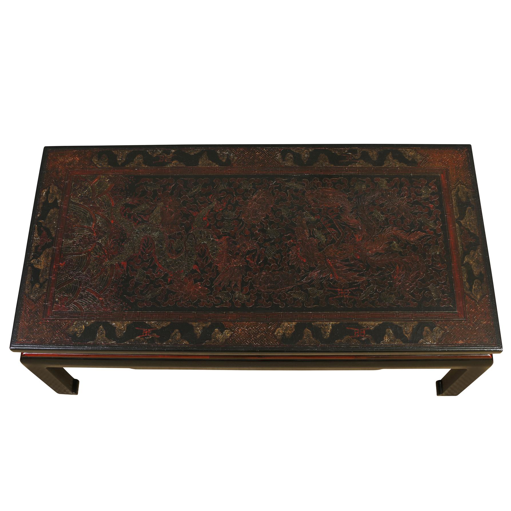 20th Century Chinese Black and Rouge Lacquer Etched Coffee Table For Sale