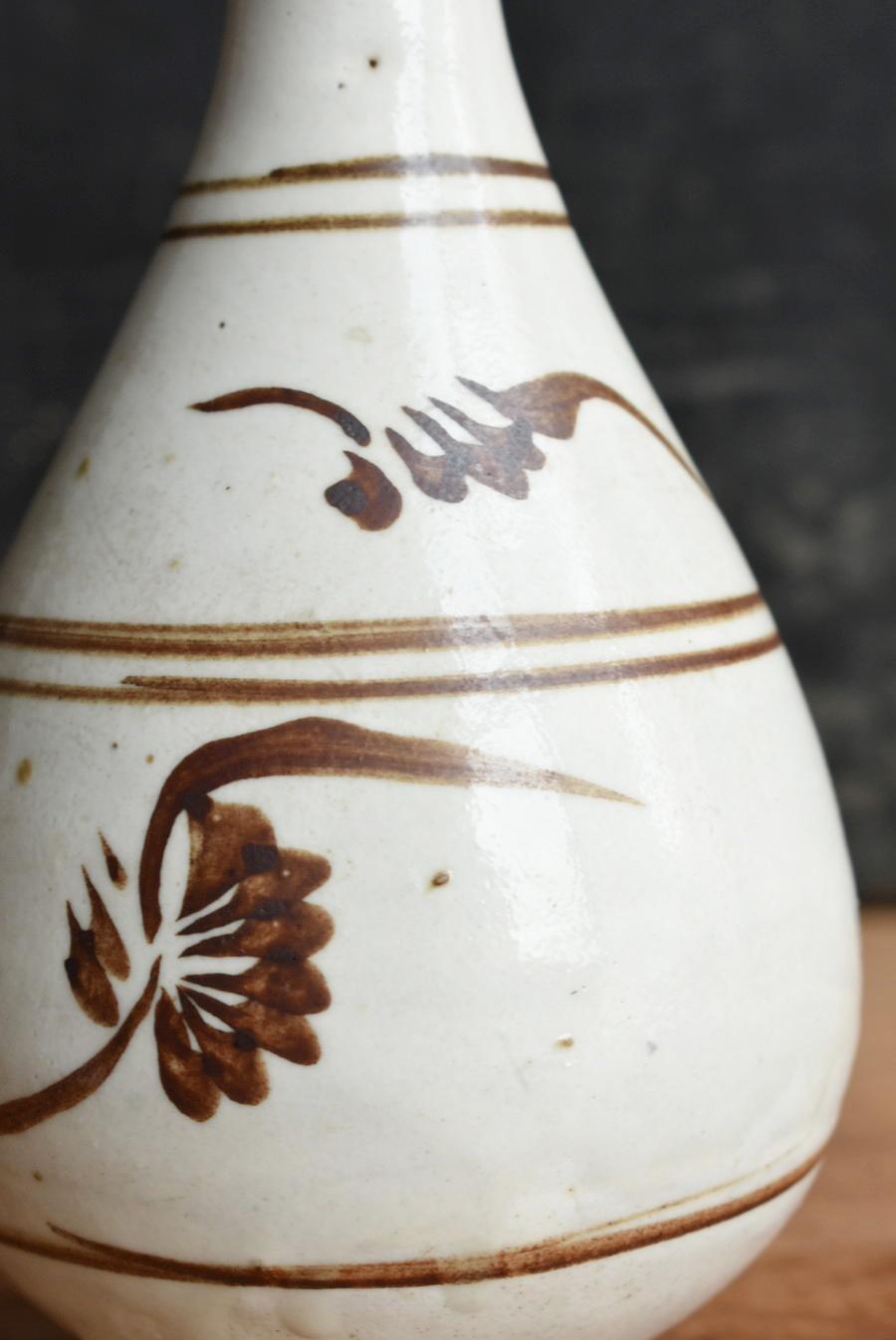 Chinese Black and White Antique Pottery Vase/ Ming Dynasty /14th-15th Century 5