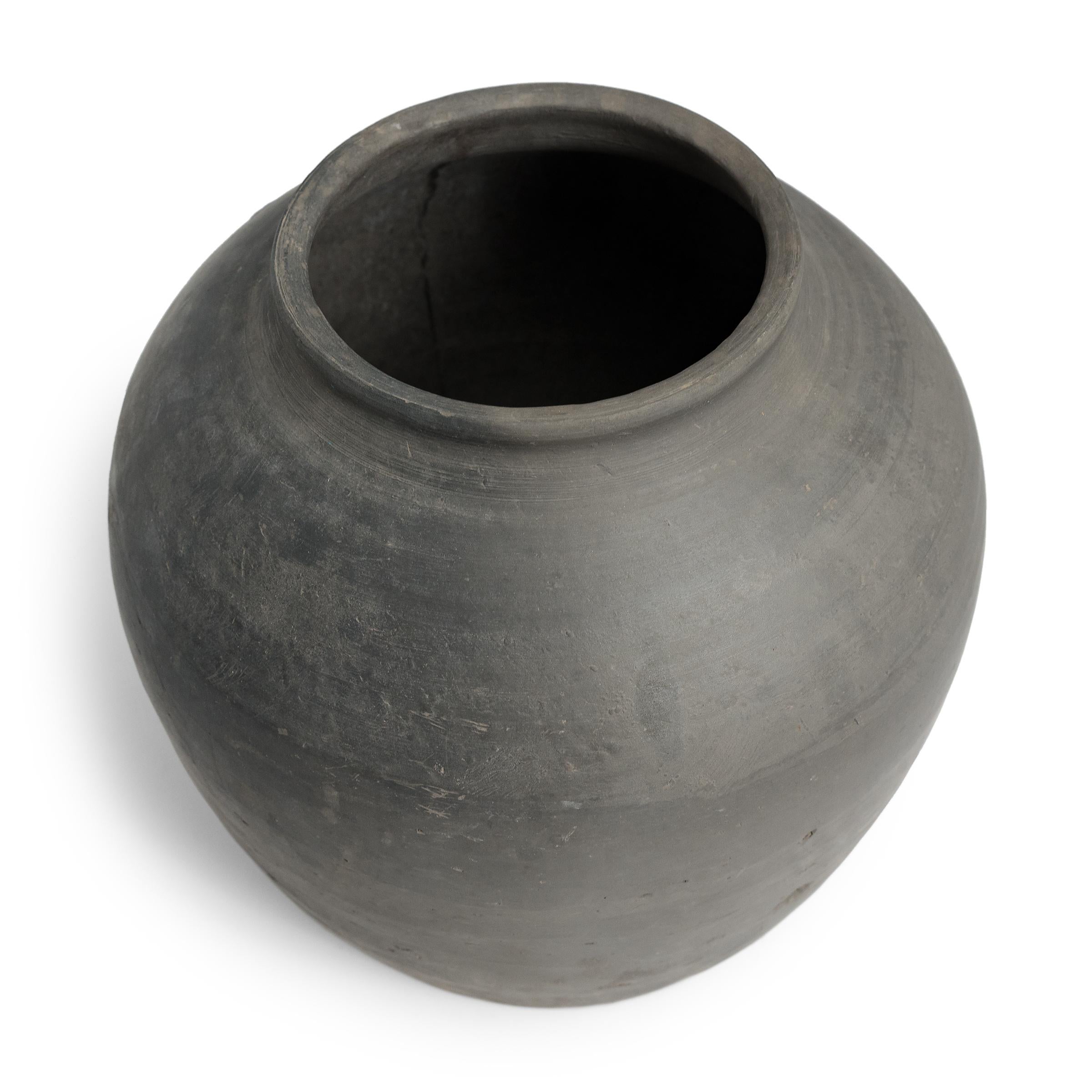 Qing Chinese Black Clay Vessel, circa 1900