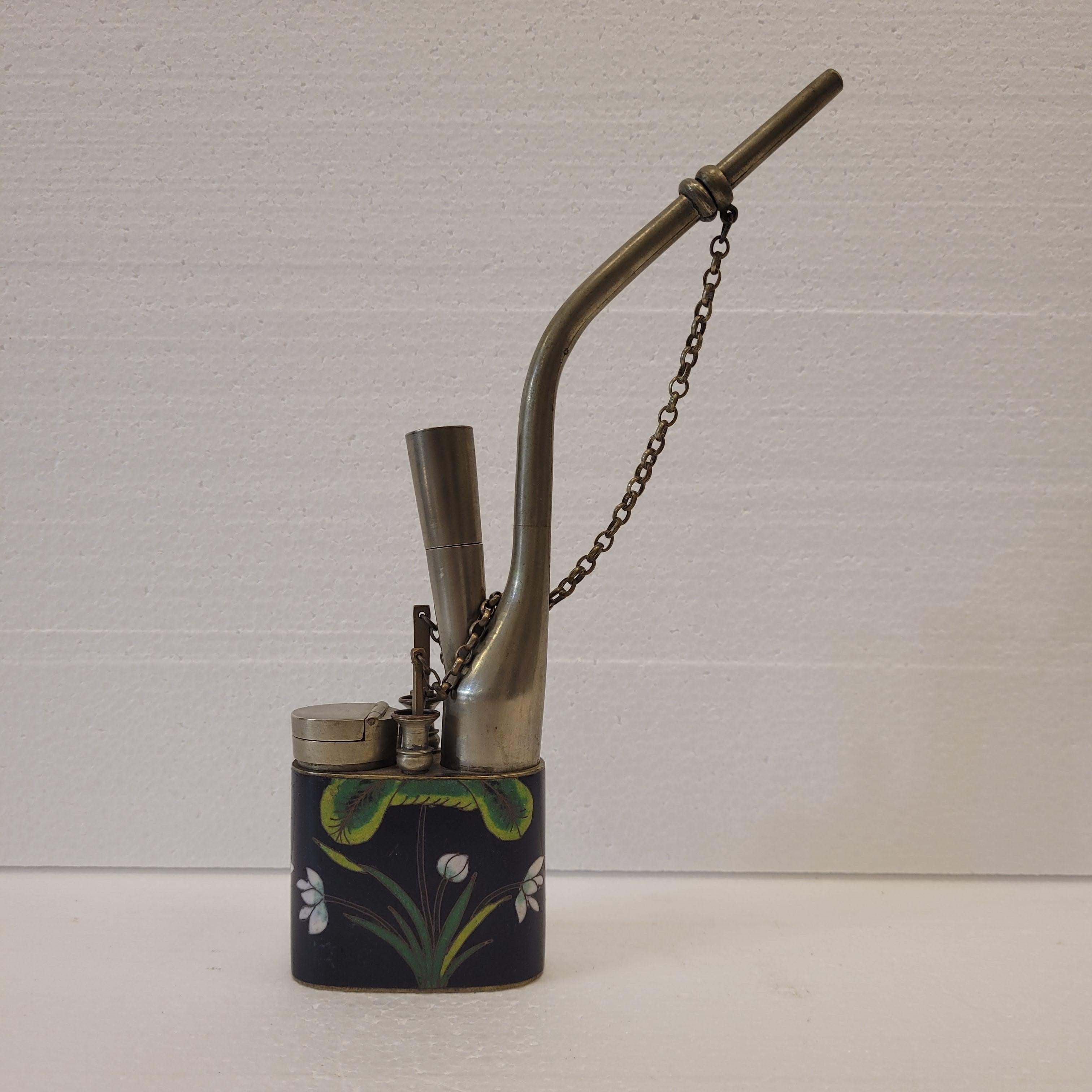Hong Kong Chinese black green enamel flowers small water pipe opium pipe For Sale