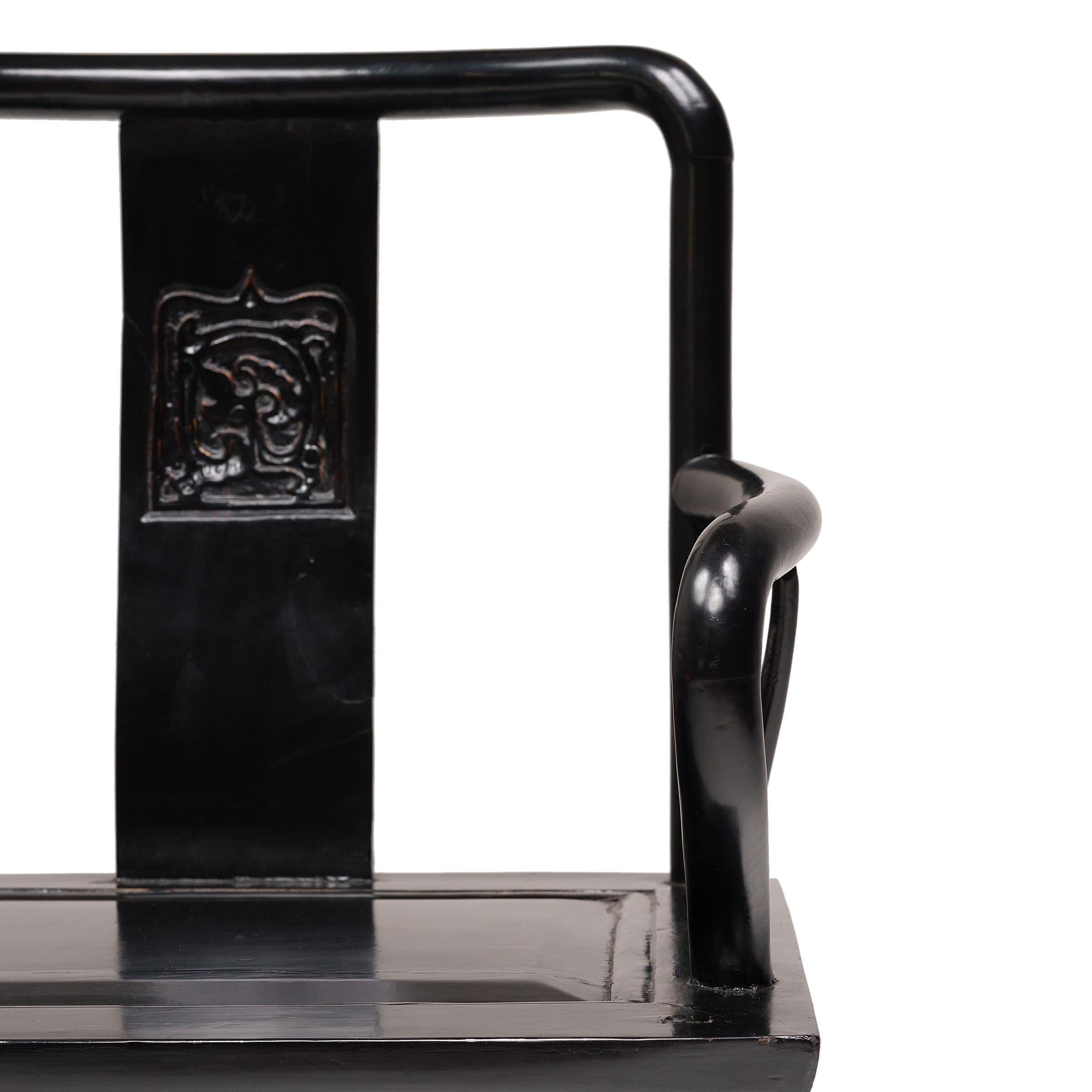 Silla china Guanmaoyi de laca negra, c. 1850 siglo XIX en venta
