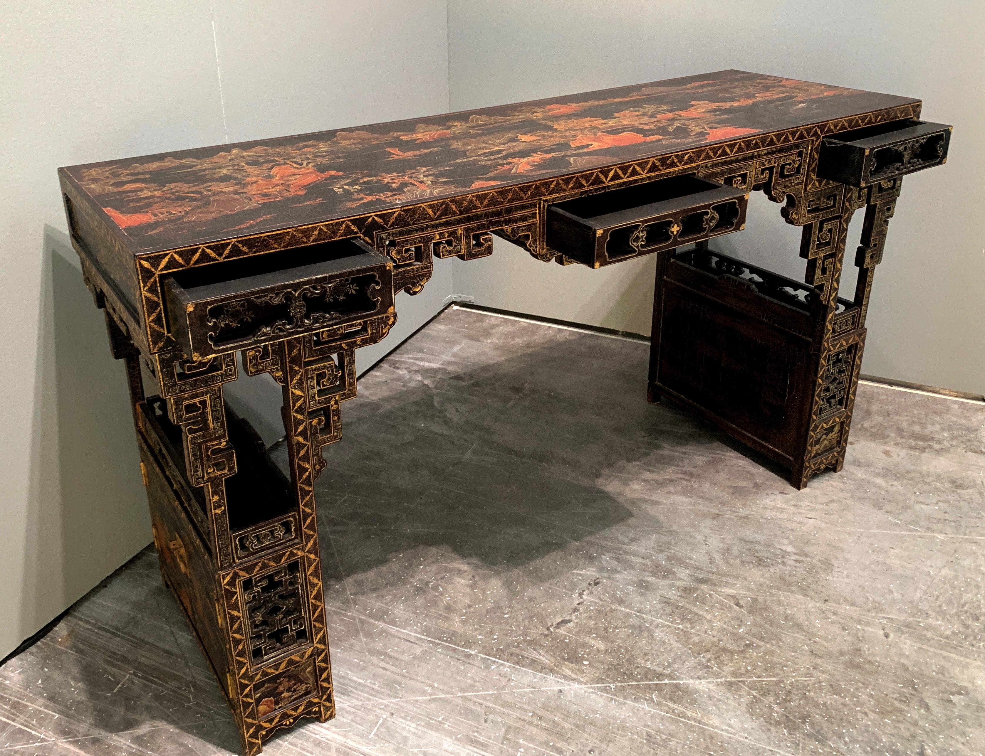 Chinese Black Lacquer and Gilt Painted Console, Qing Dynasty, 19th Century For Sale 3