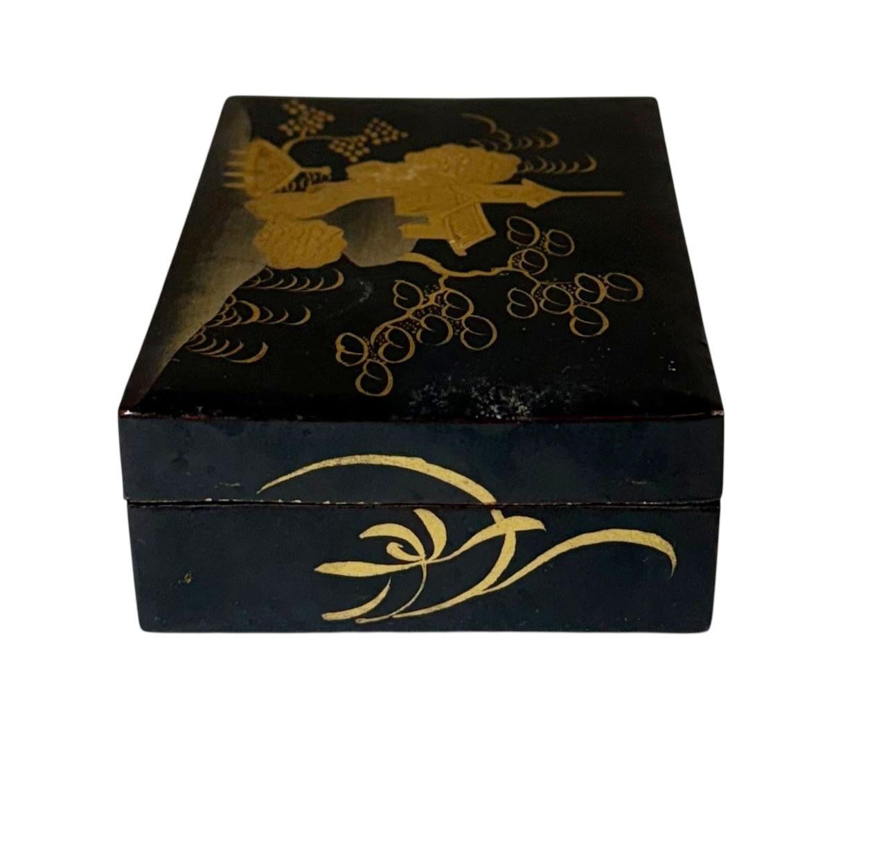 Chinese Black Lacquer Box For Sale 2