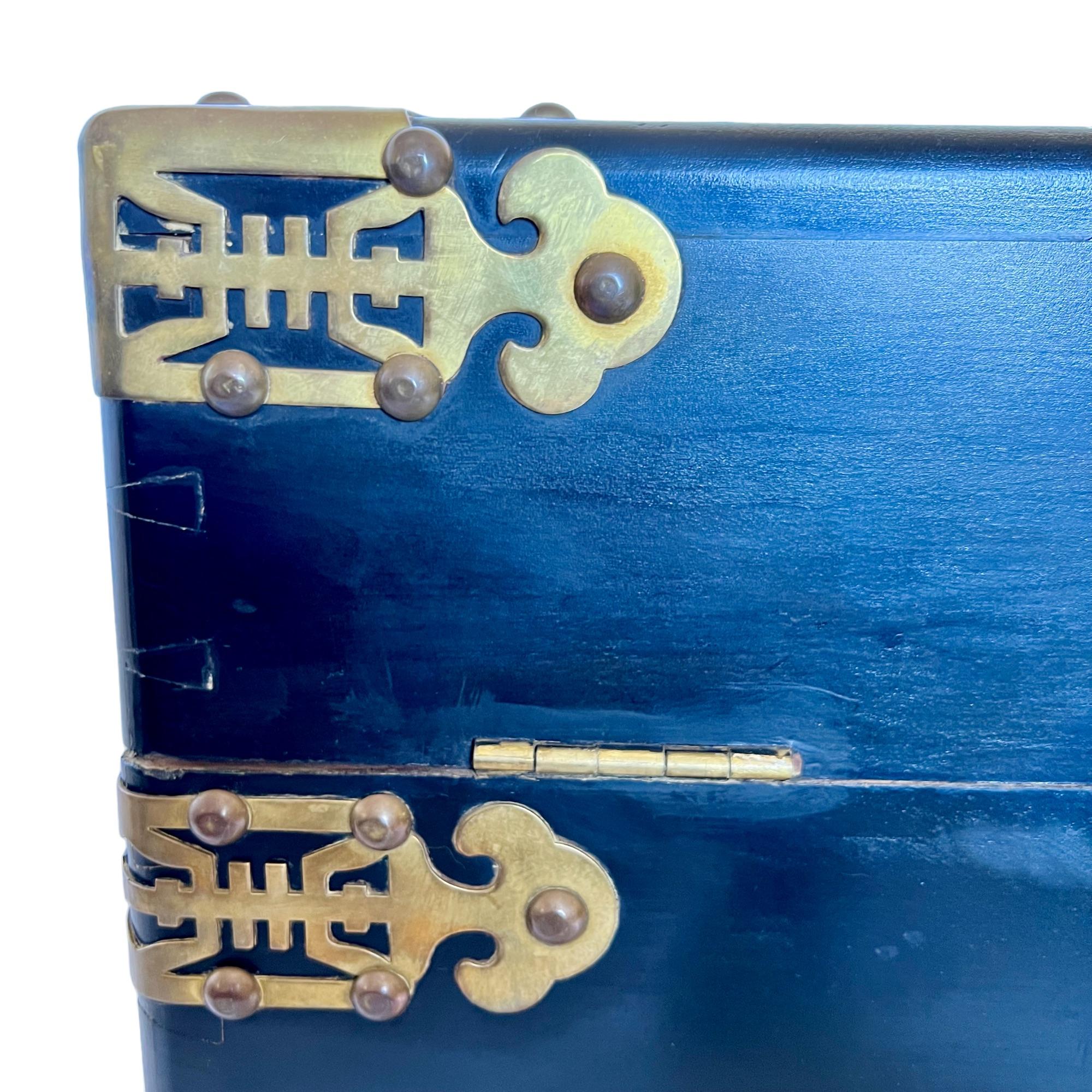 Chinese Black Lacquer Brass Bound Trunk, Early 20th C. For Sale 3